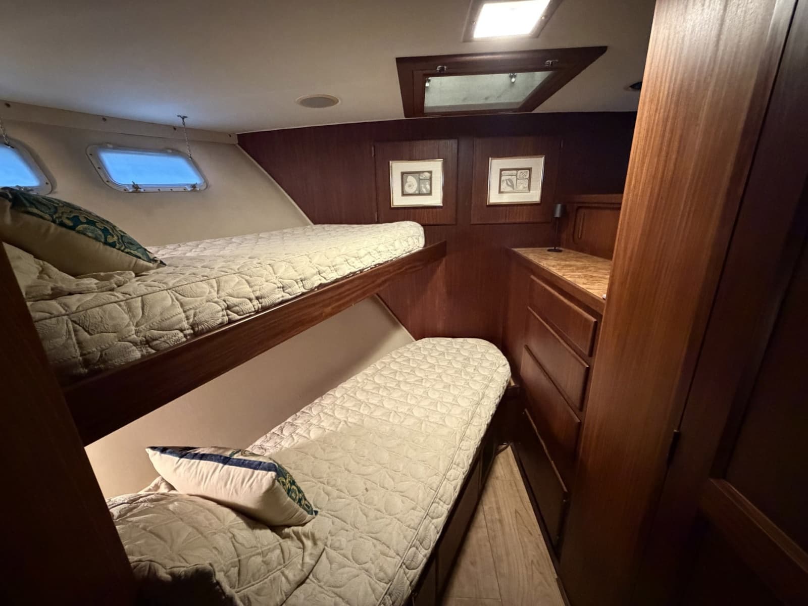 1987 Hatteras Motor Yacht