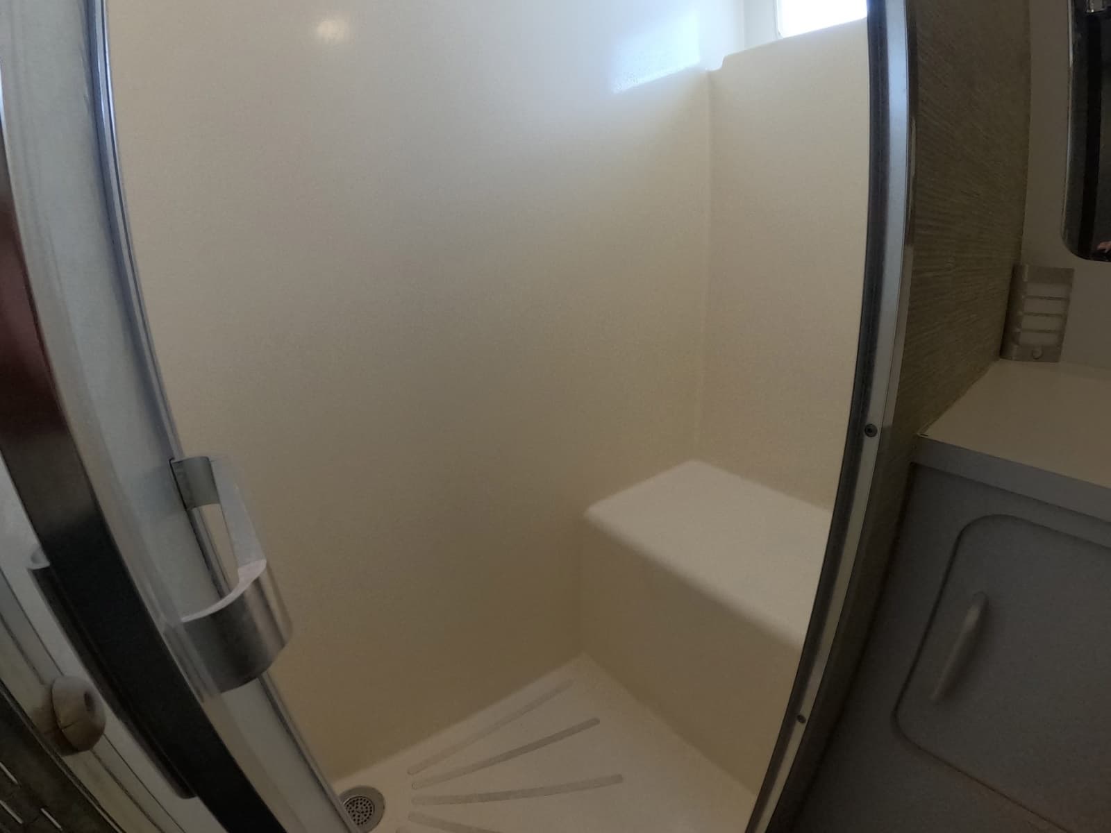 1987 Hatteras Motor Yacht