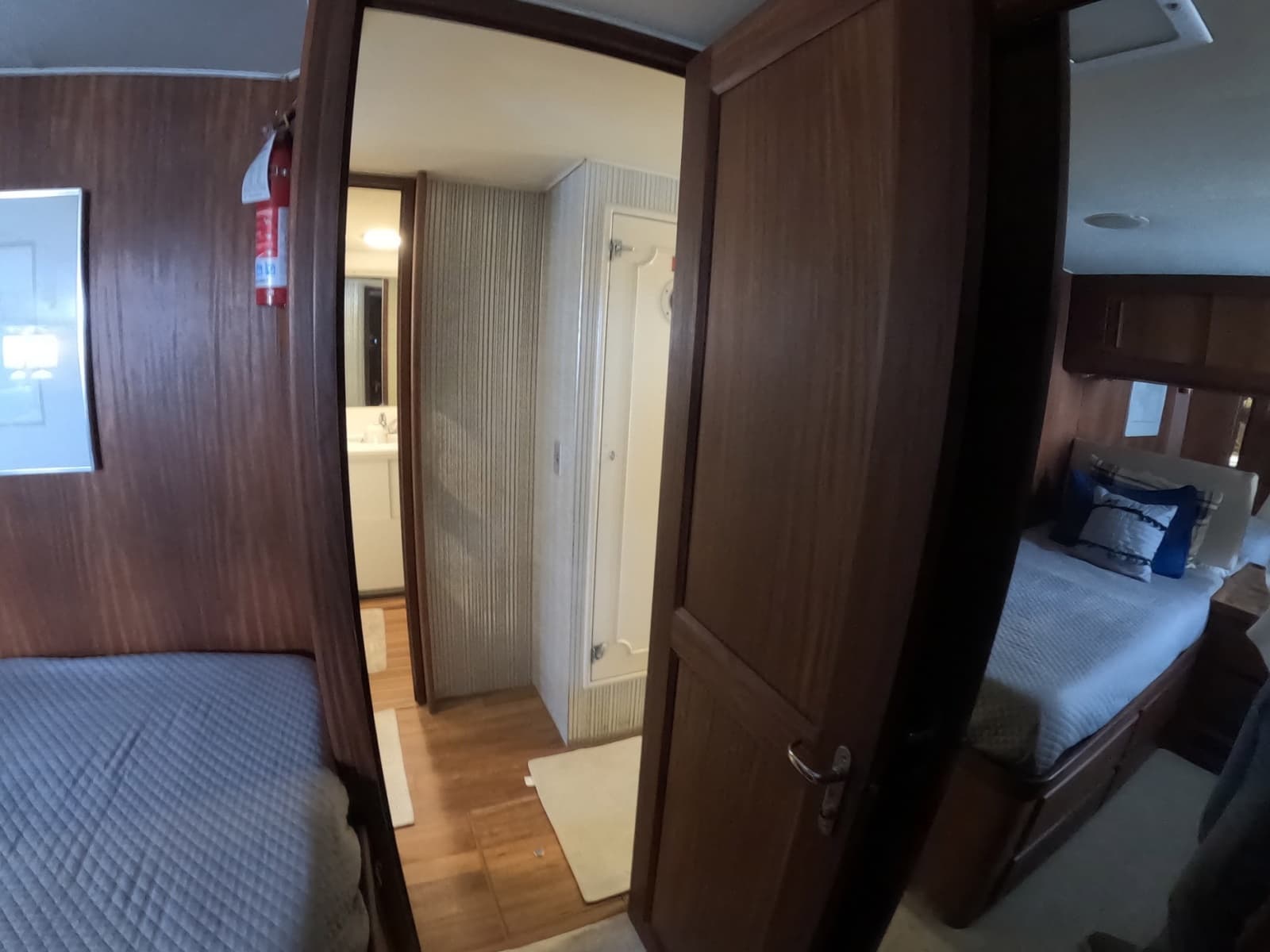 1987 Hatteras Motor Yacht