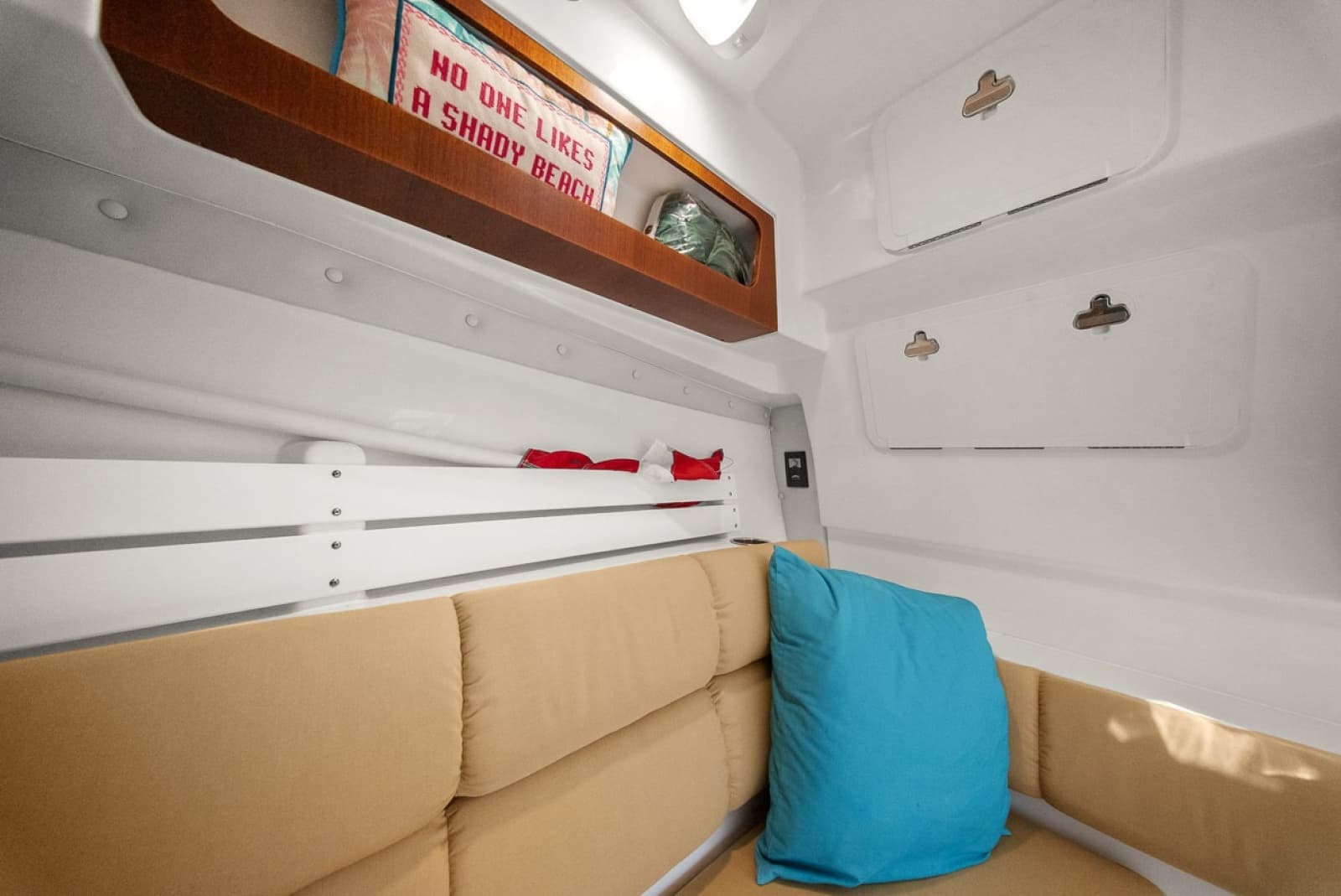 2018 Edgewater 280CX