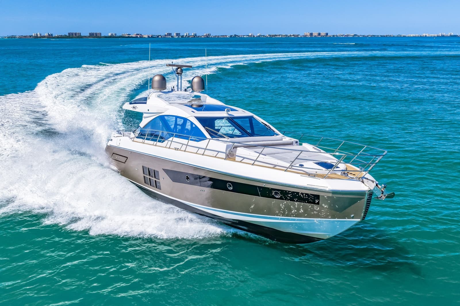 2020 Azimut S6