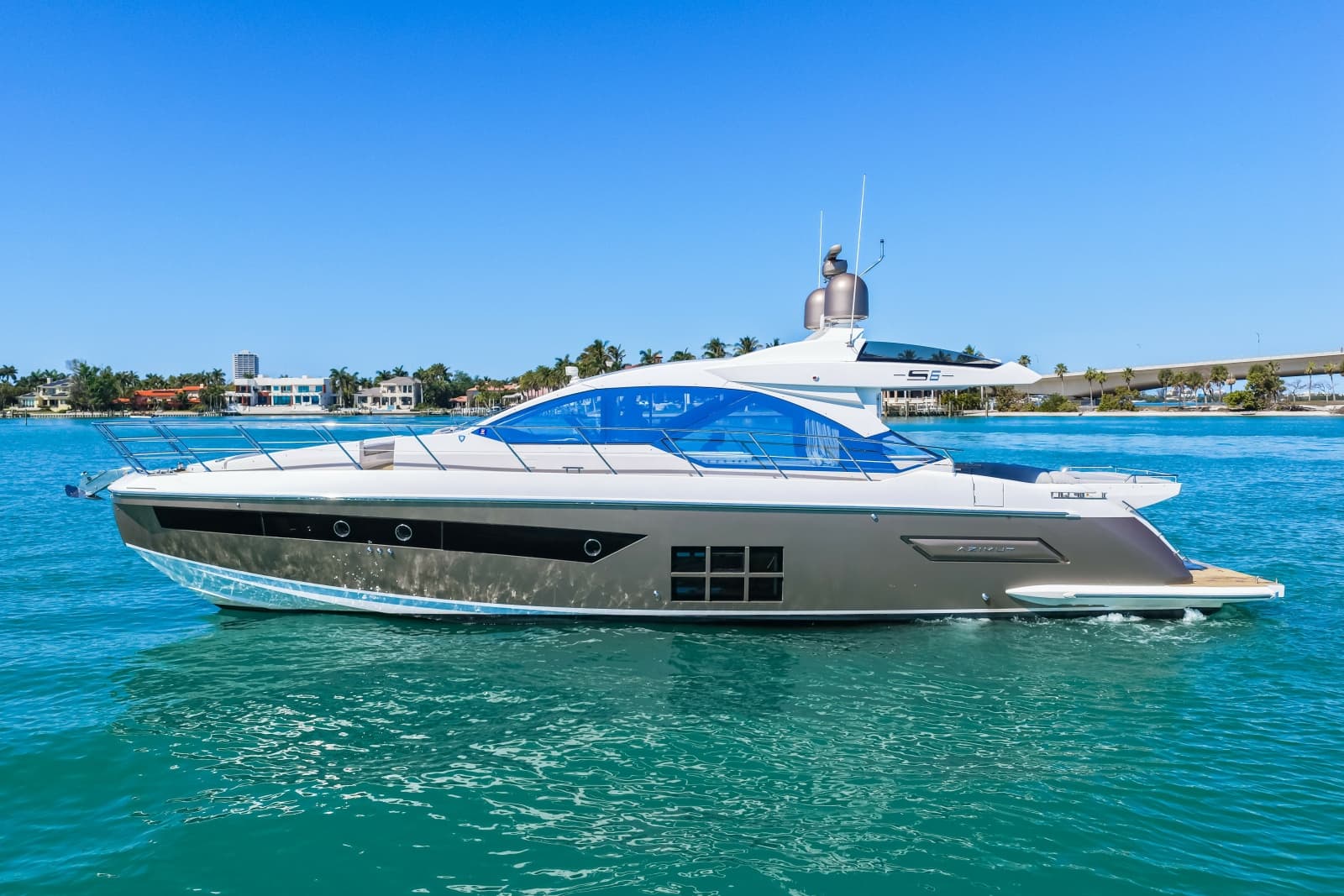 2020 Azimut S6