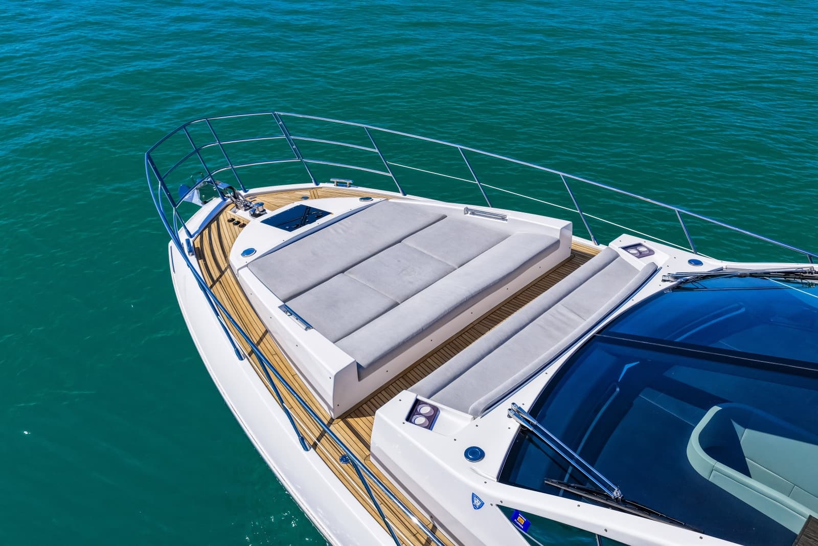 2020 Azimut S6