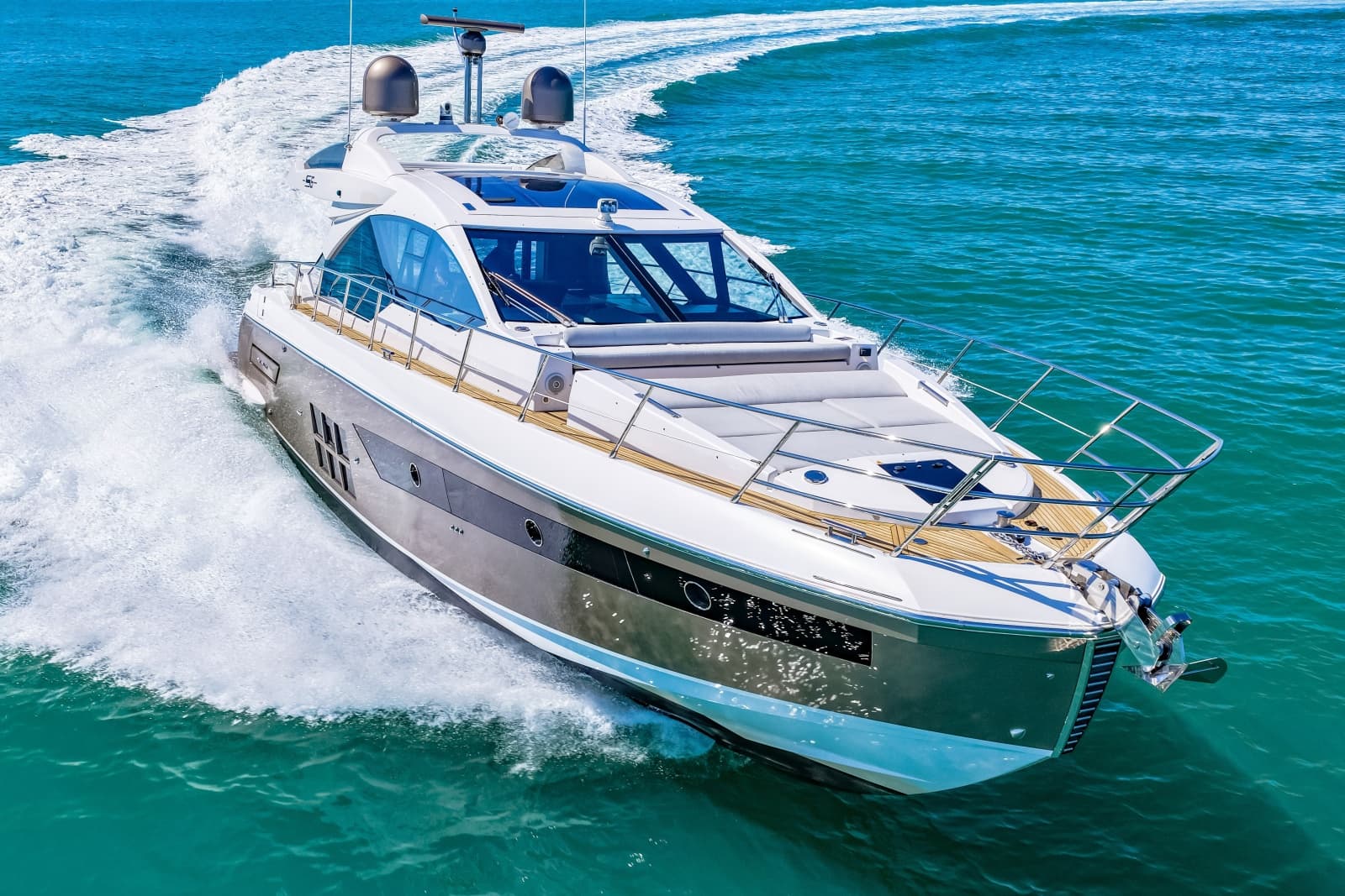 2020 Azimut S6