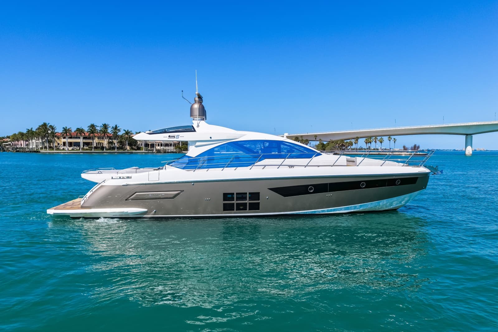2020 Azimut S6