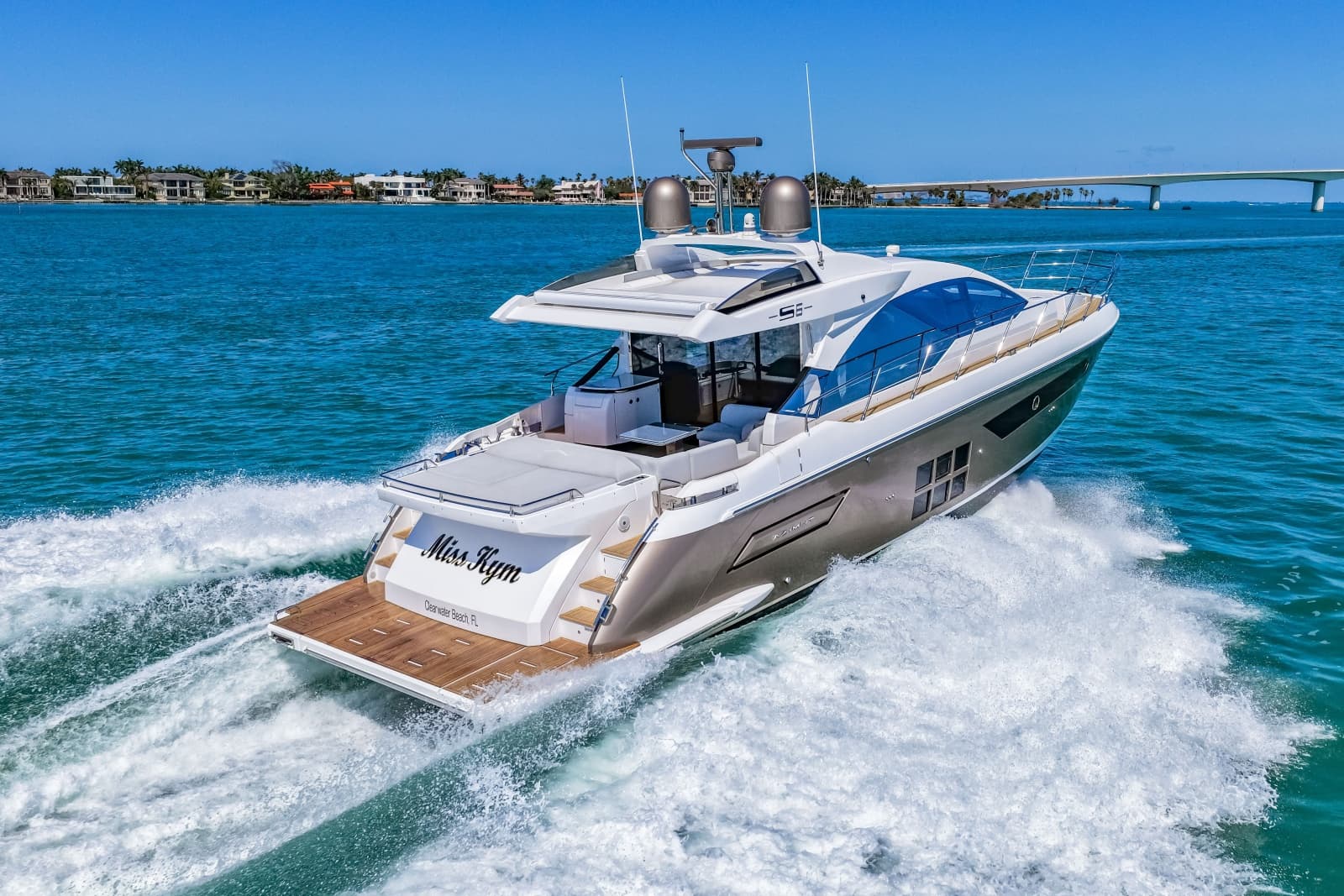 2020 Azimut S6