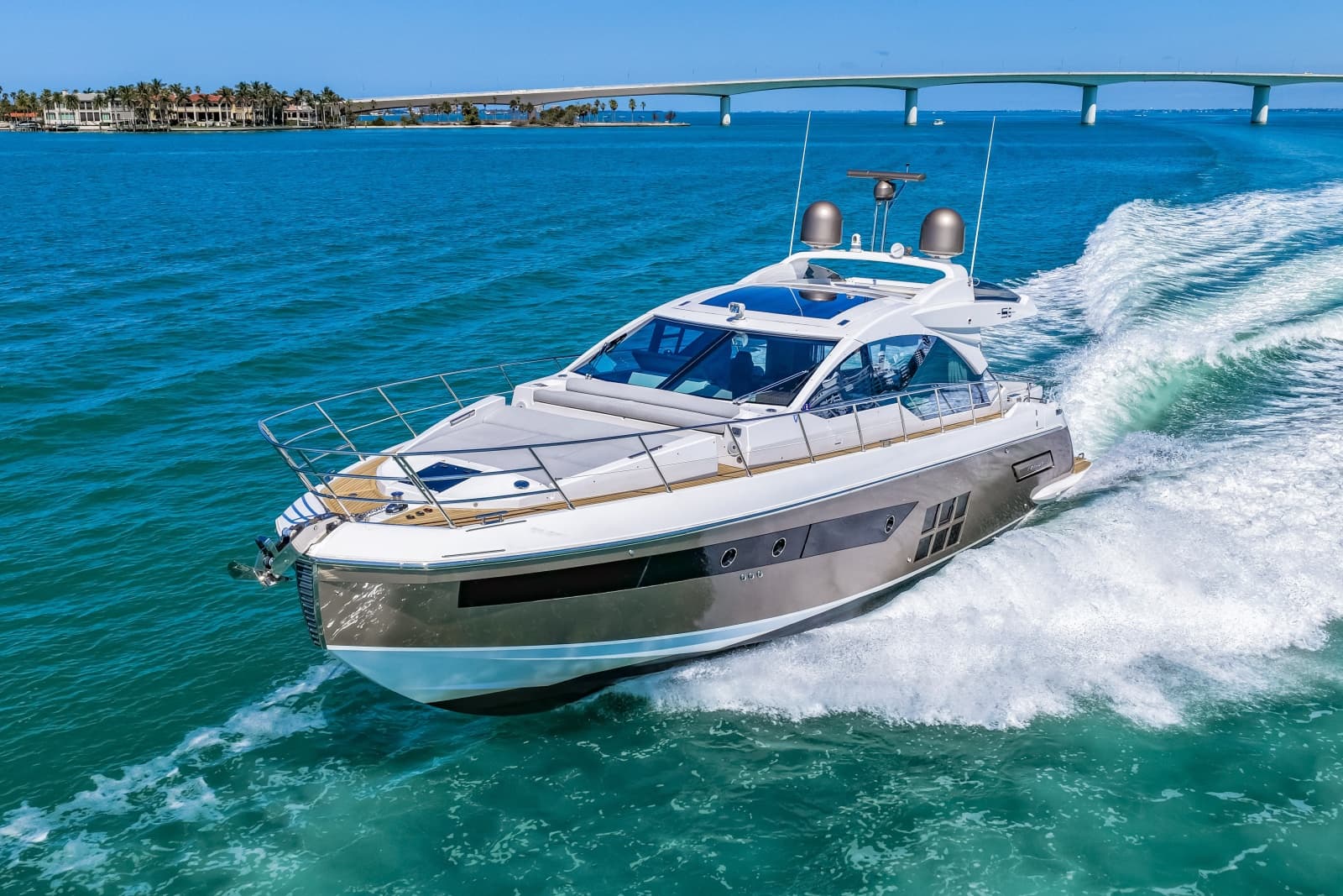 2020 Azimut S6
