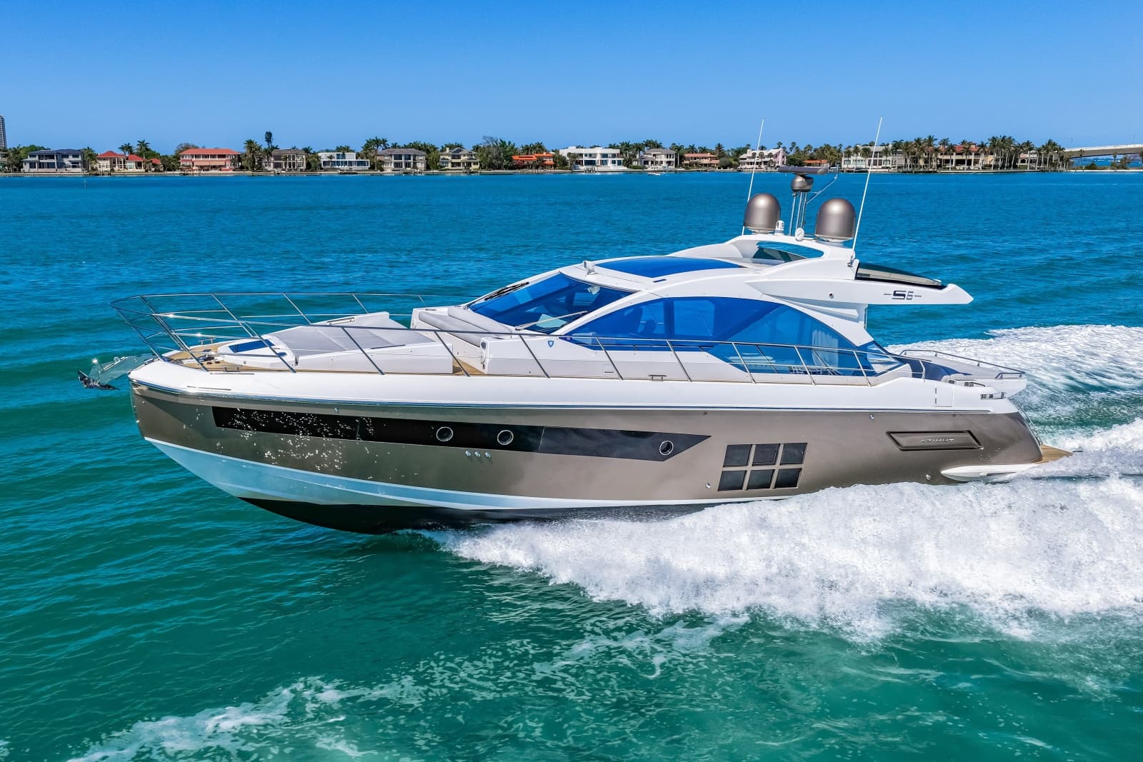 2020 Azimut S6