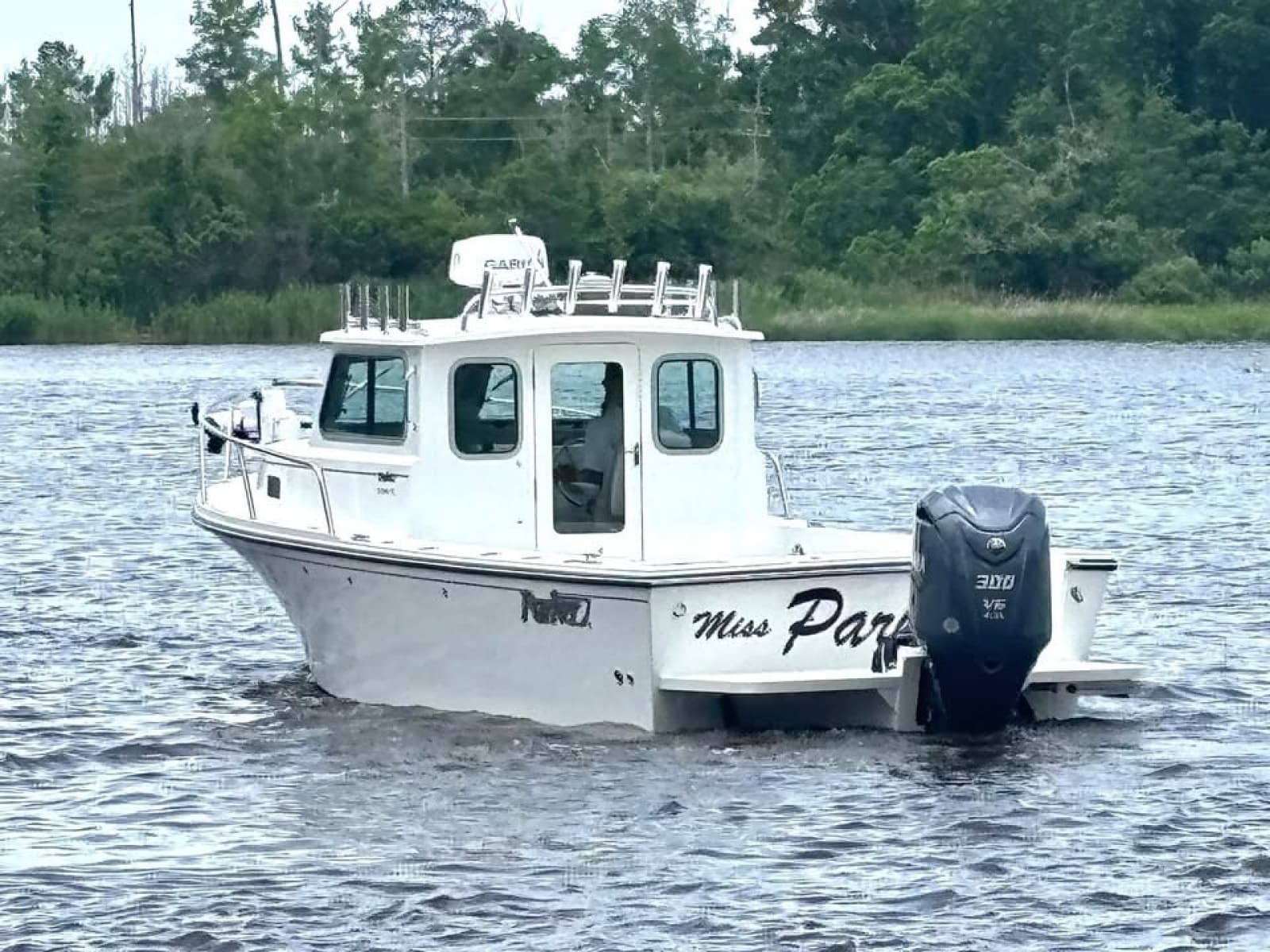 2022 Parker 2320 Sport Cabin