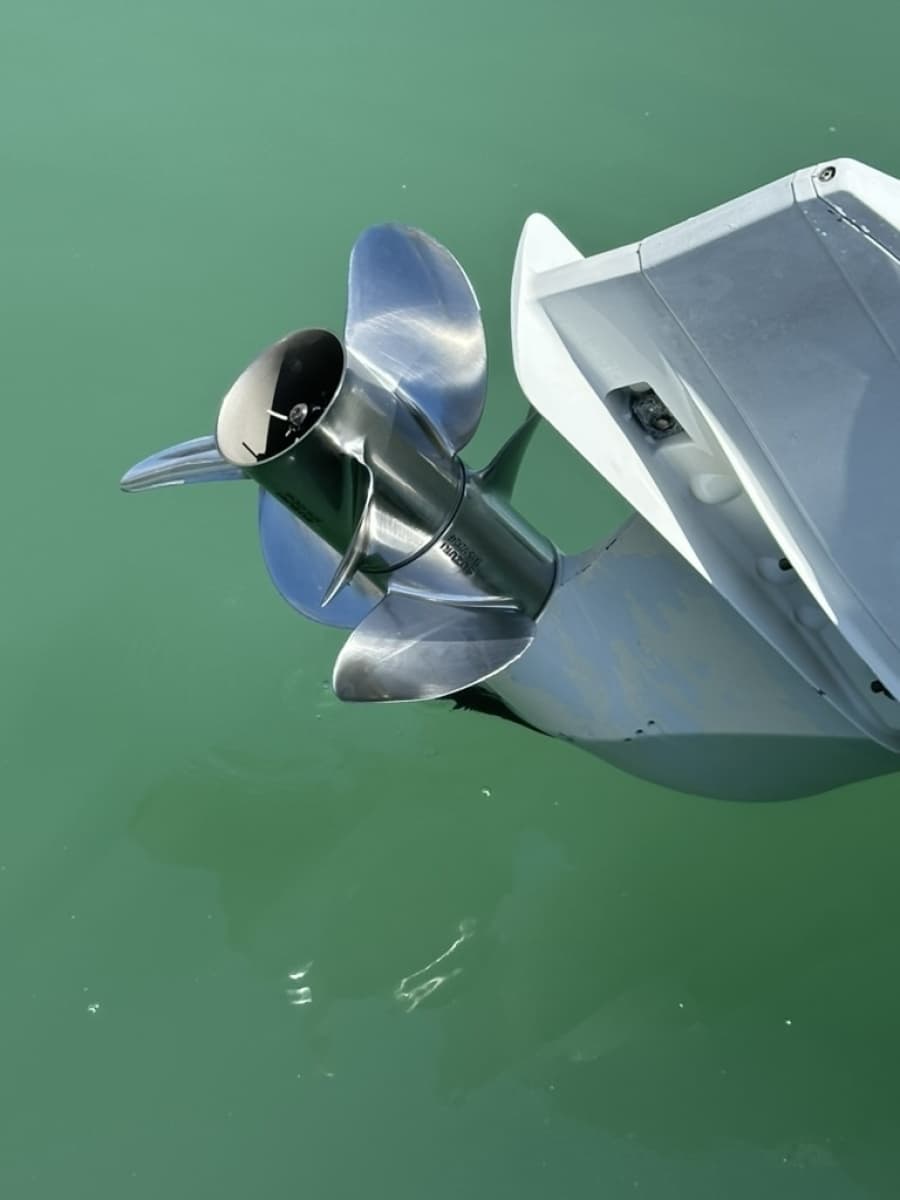 2019 Century 24 Resorter