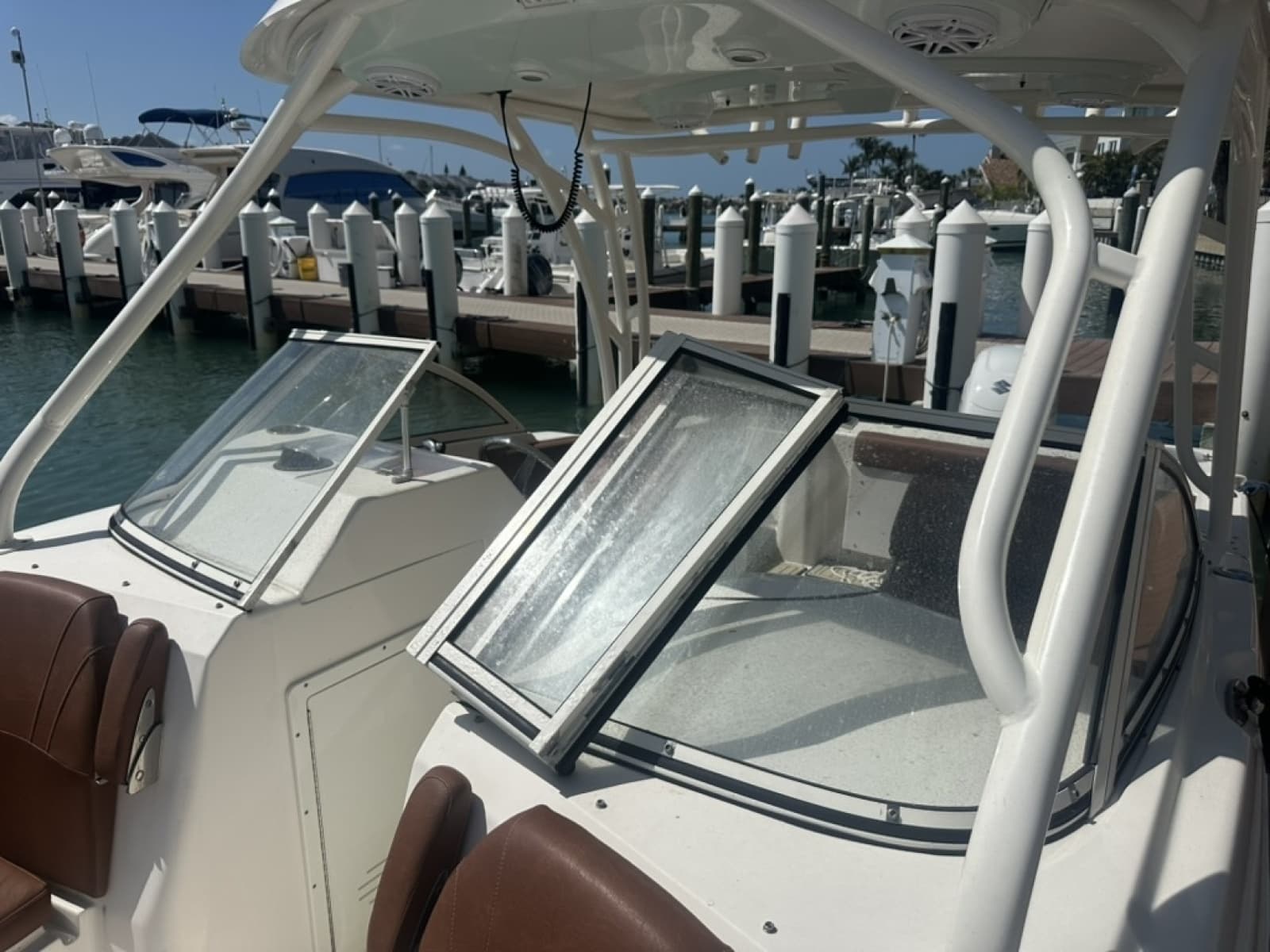 2019 Century 24 Resorter