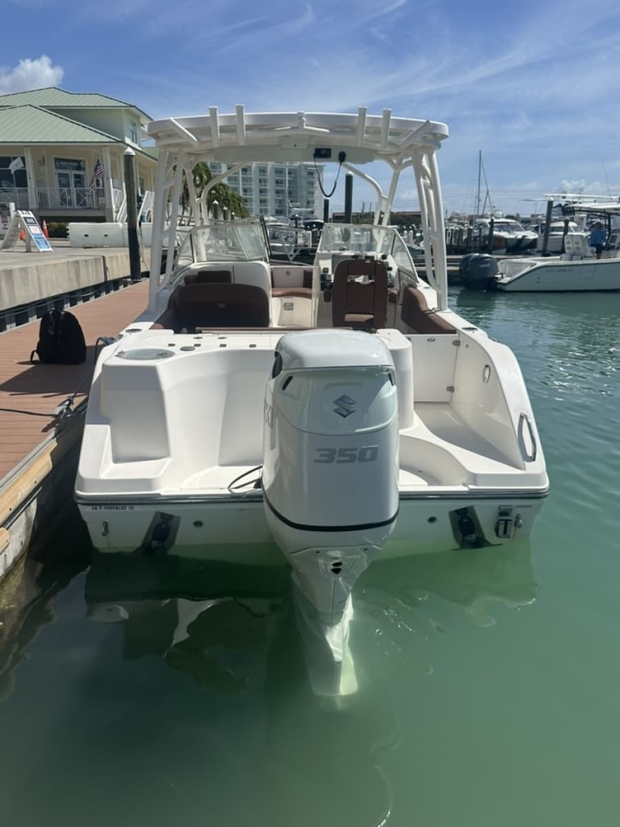 2019 Century 24 Resorter