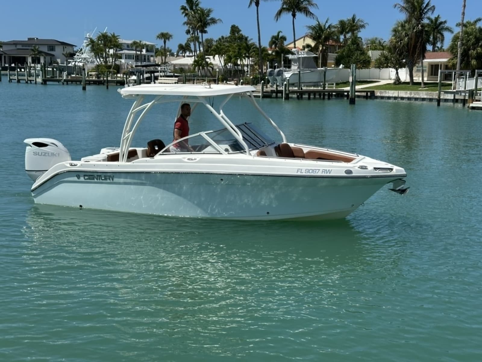 2019 Century 24 Resorter