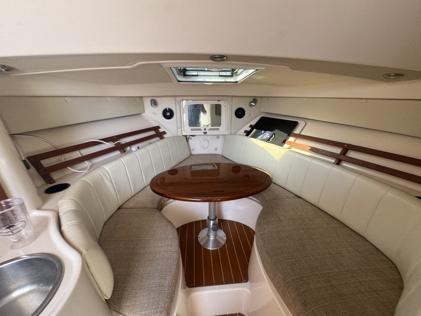 2007 Grady-White 305 Express