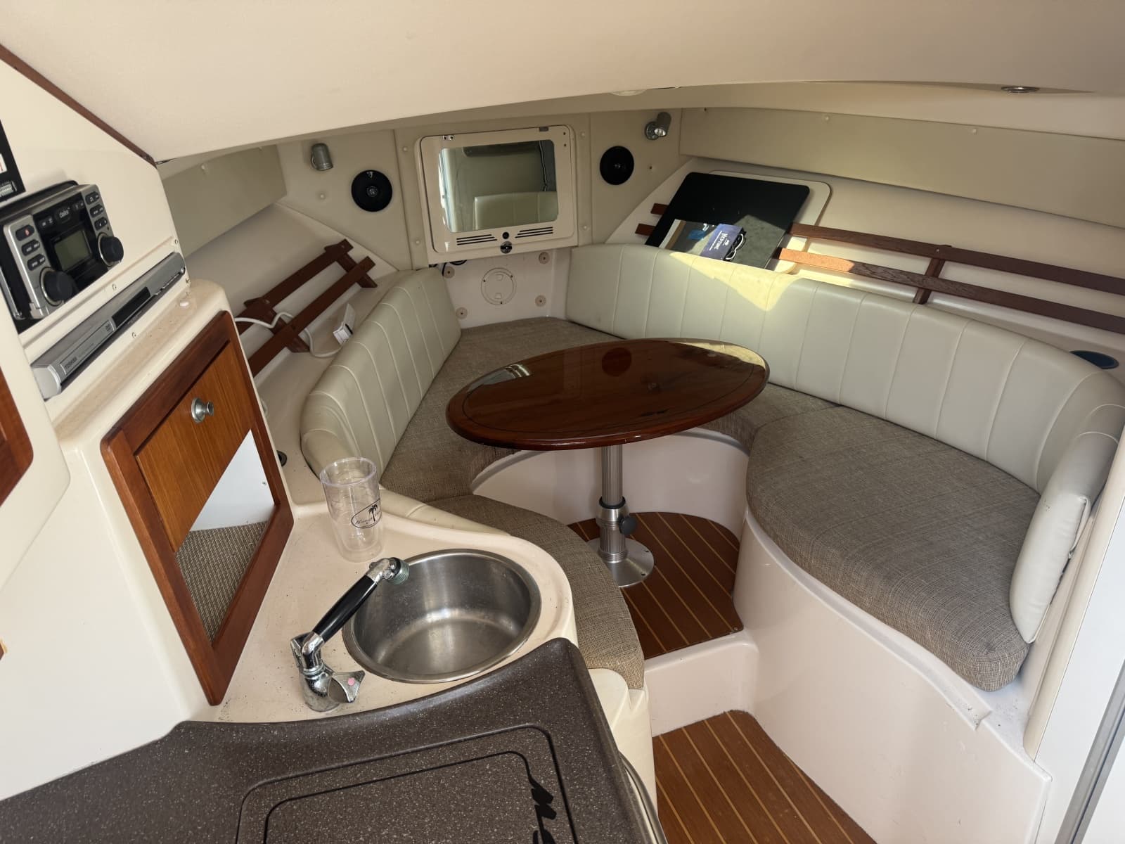 2007 Grady-White 305 Express