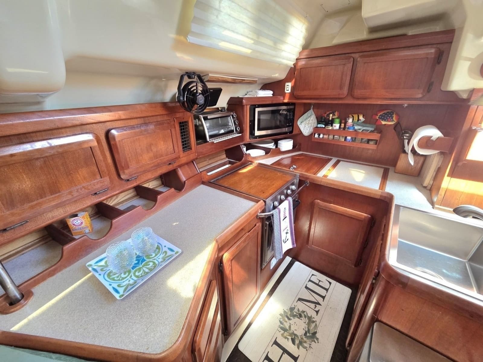 1991 Hunter Passage 42 - Photo 12