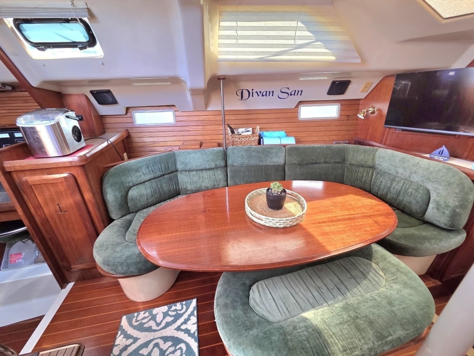 1991 Hunter Passage 42 - Photo 13