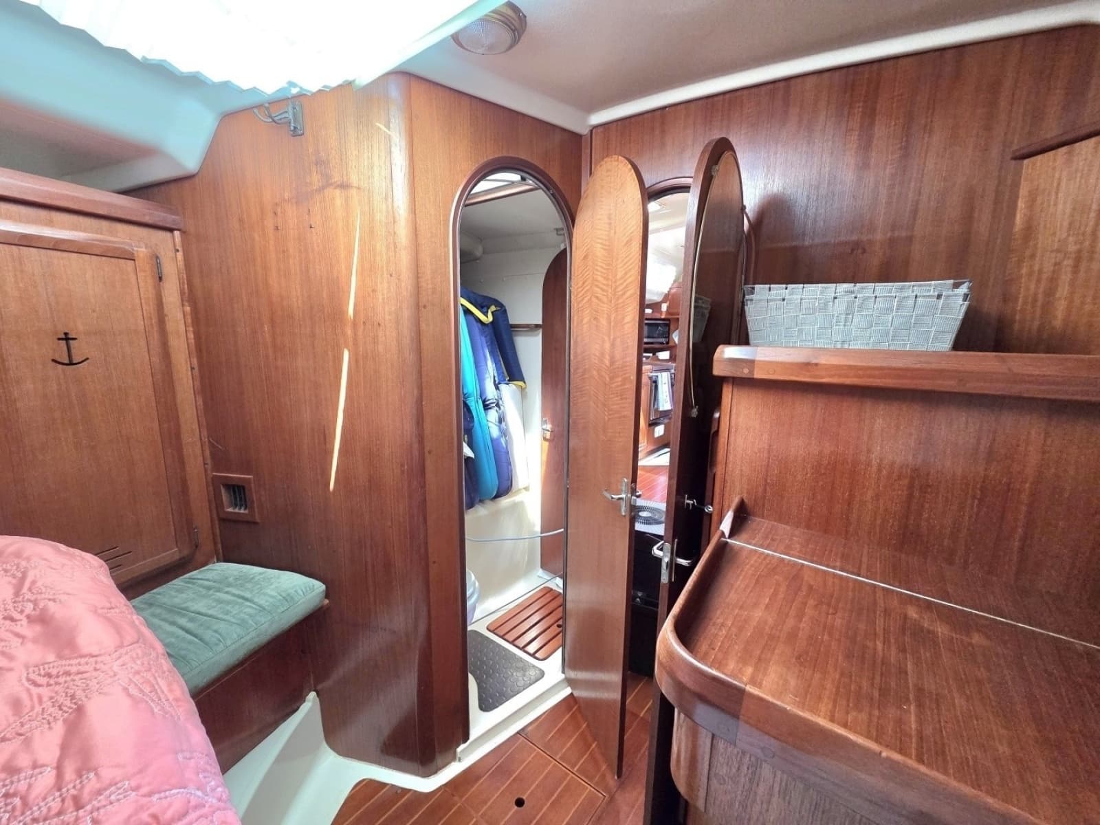 1991 Hunter Passage 42 - Photo 28