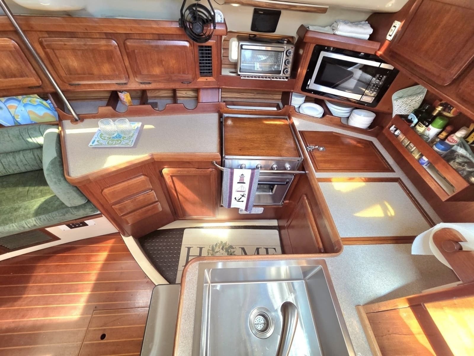1991 Hunter Passage 42 - Photo 11