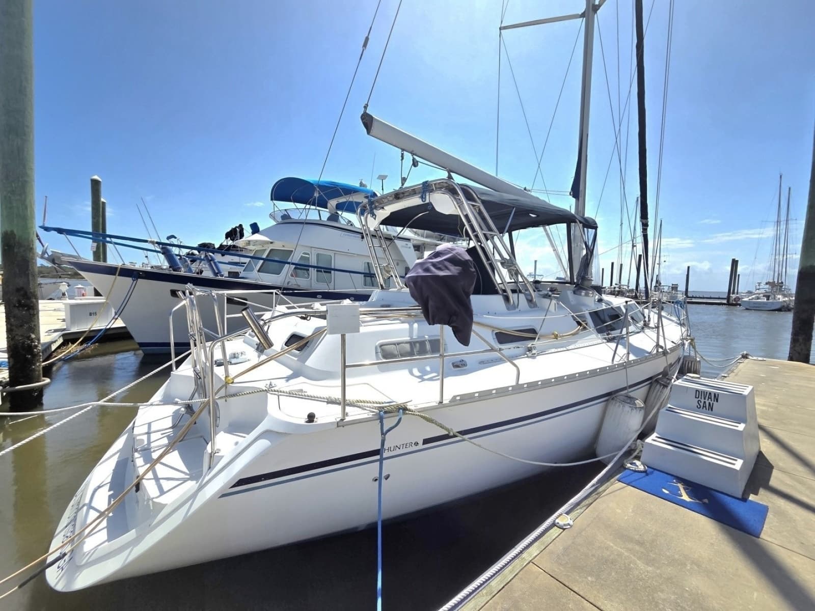 1991 Hunter Passage 42 - Photo 6