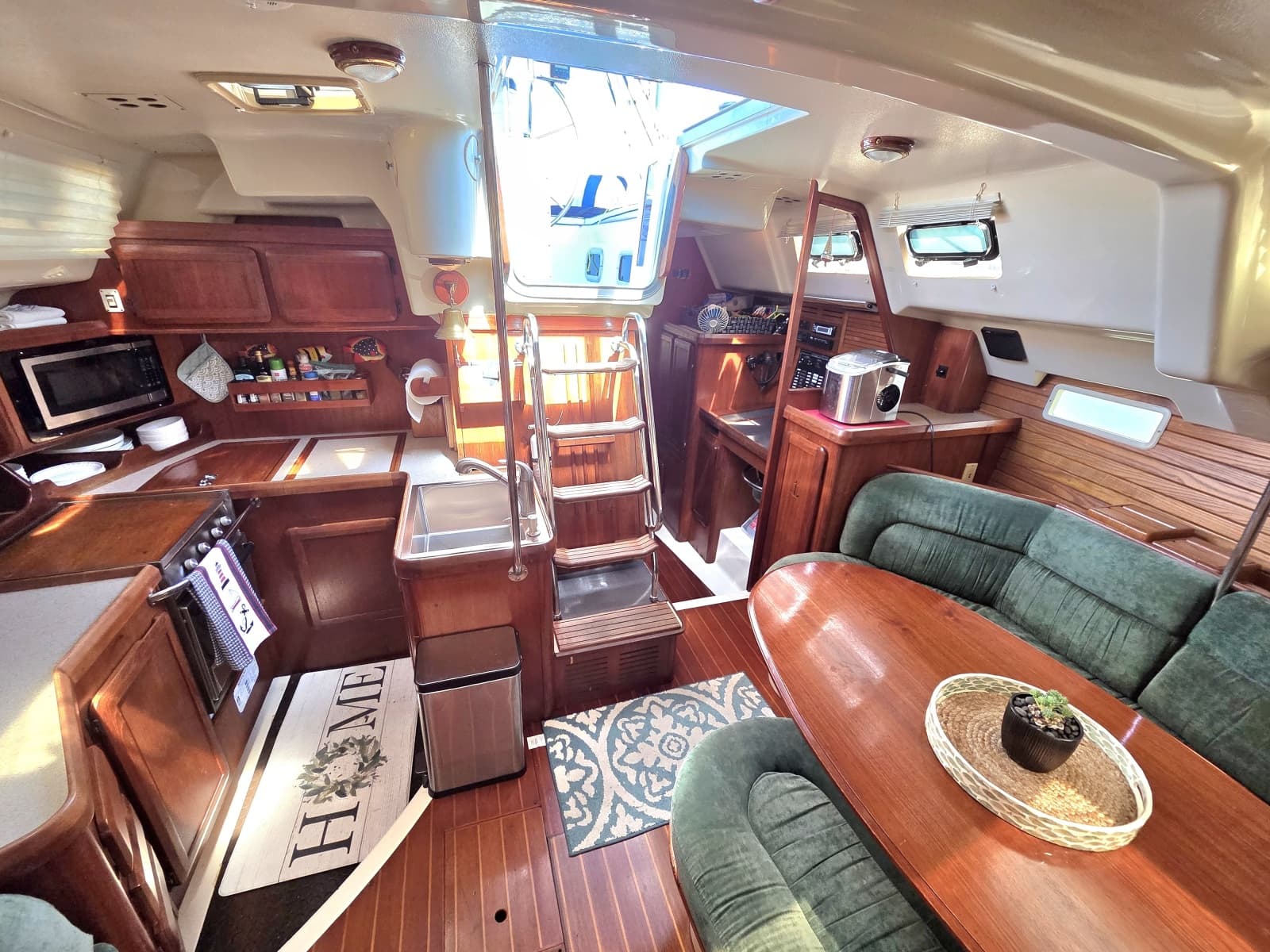 1991 Hunter Passage 42