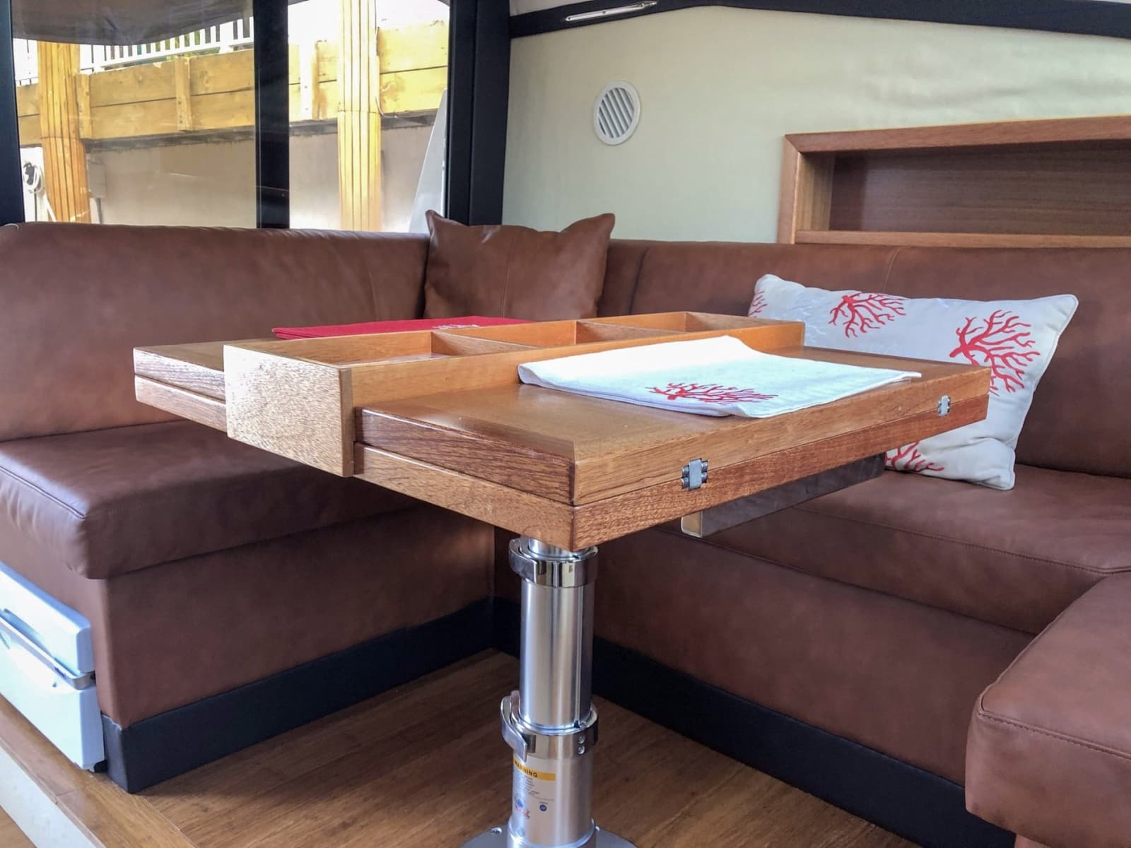 2019 Monachus Issa 45 Issa