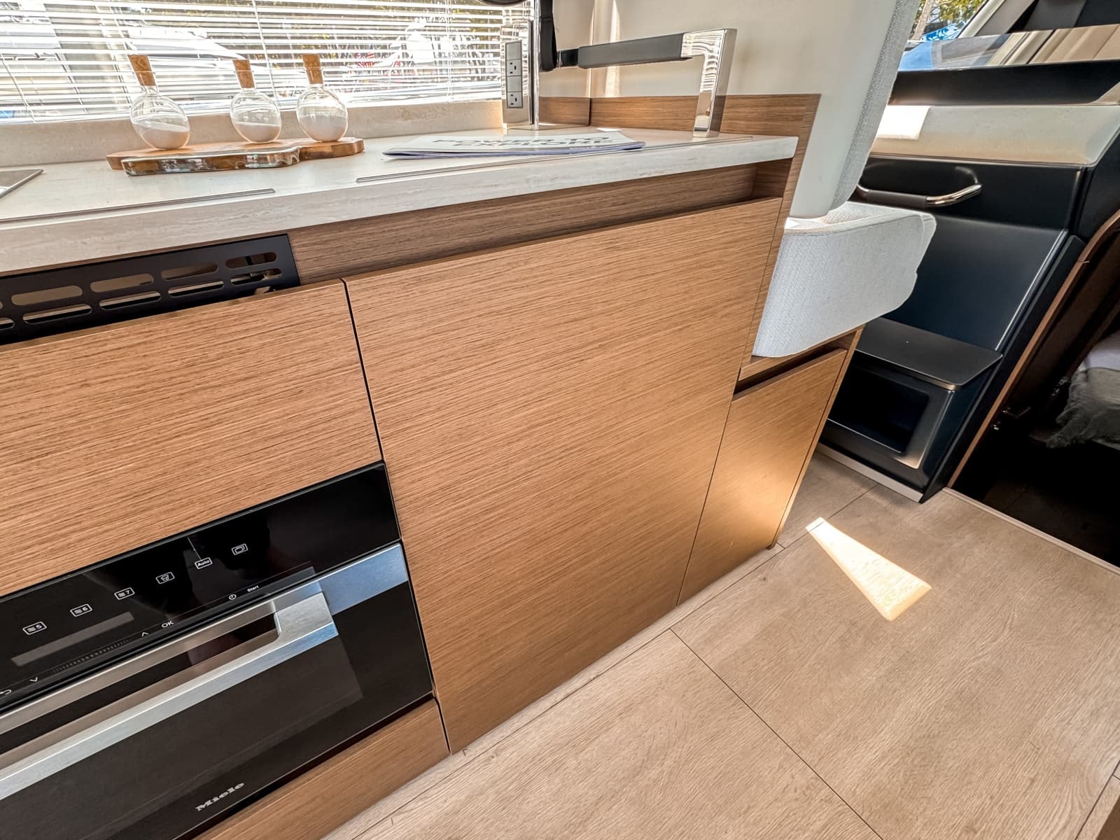 2026 Wellcraft 44 Explorer