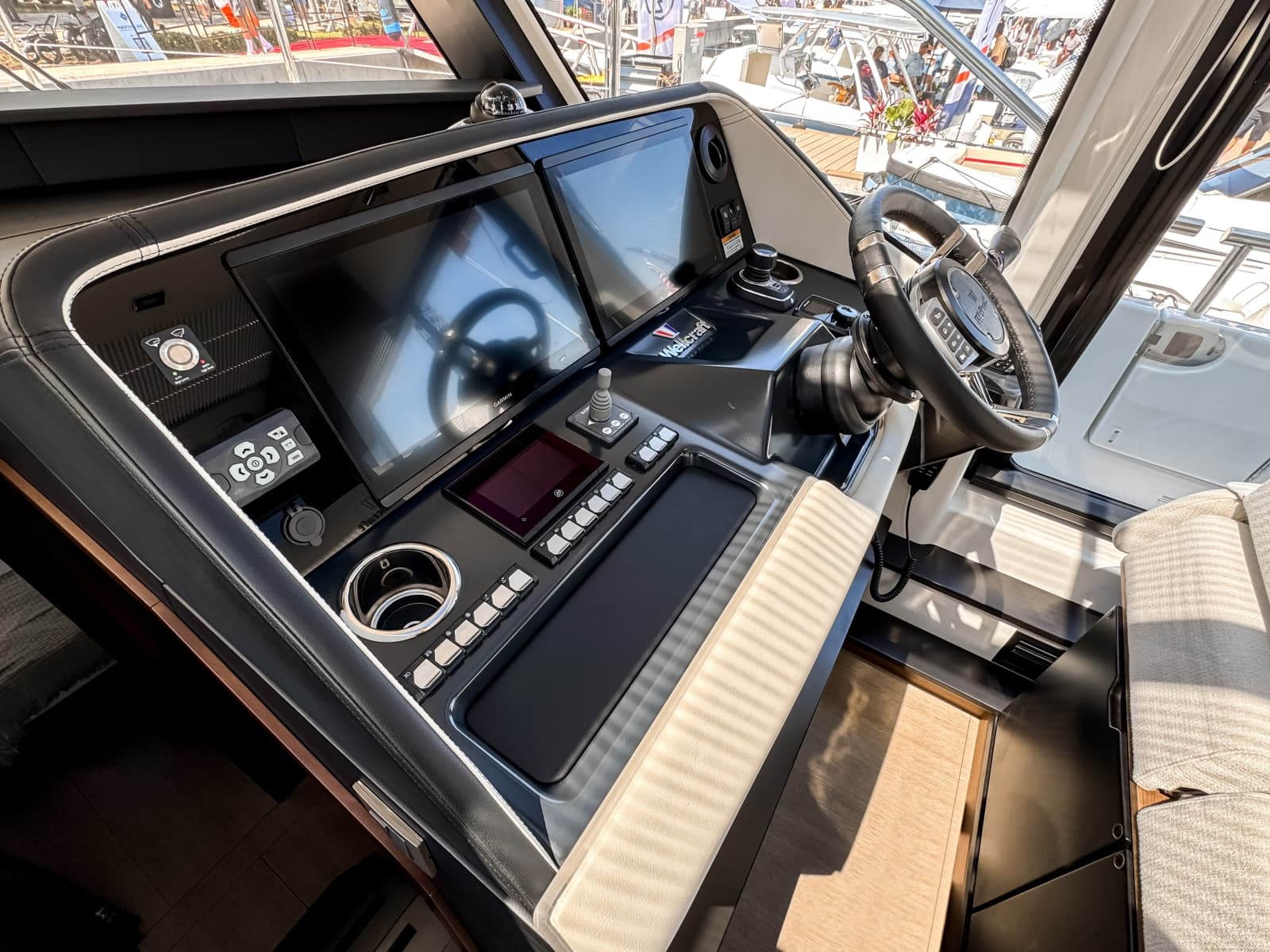 2026 Wellcraft 44 Explorer