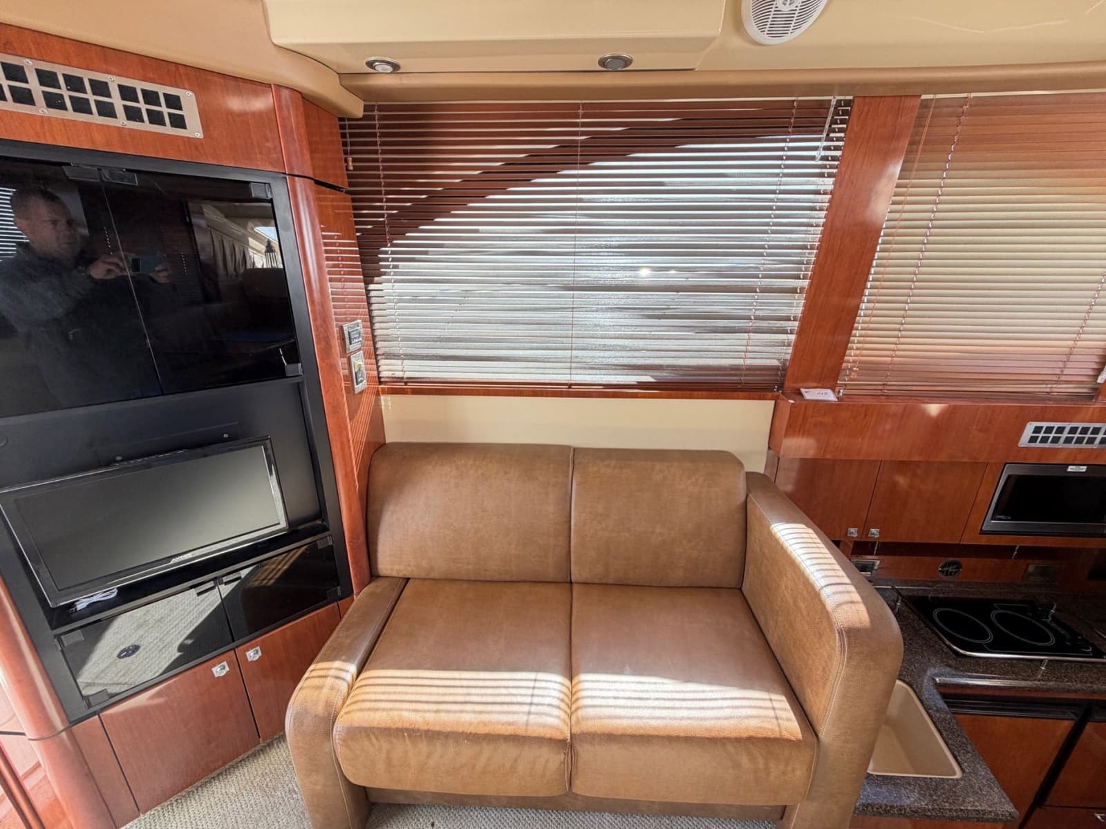 2007 Sea Ray Sedan Bridge