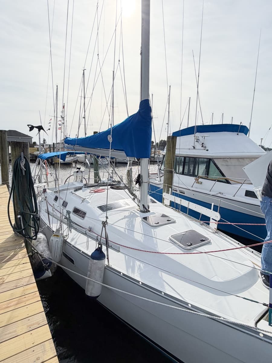2007 Beneteau 323