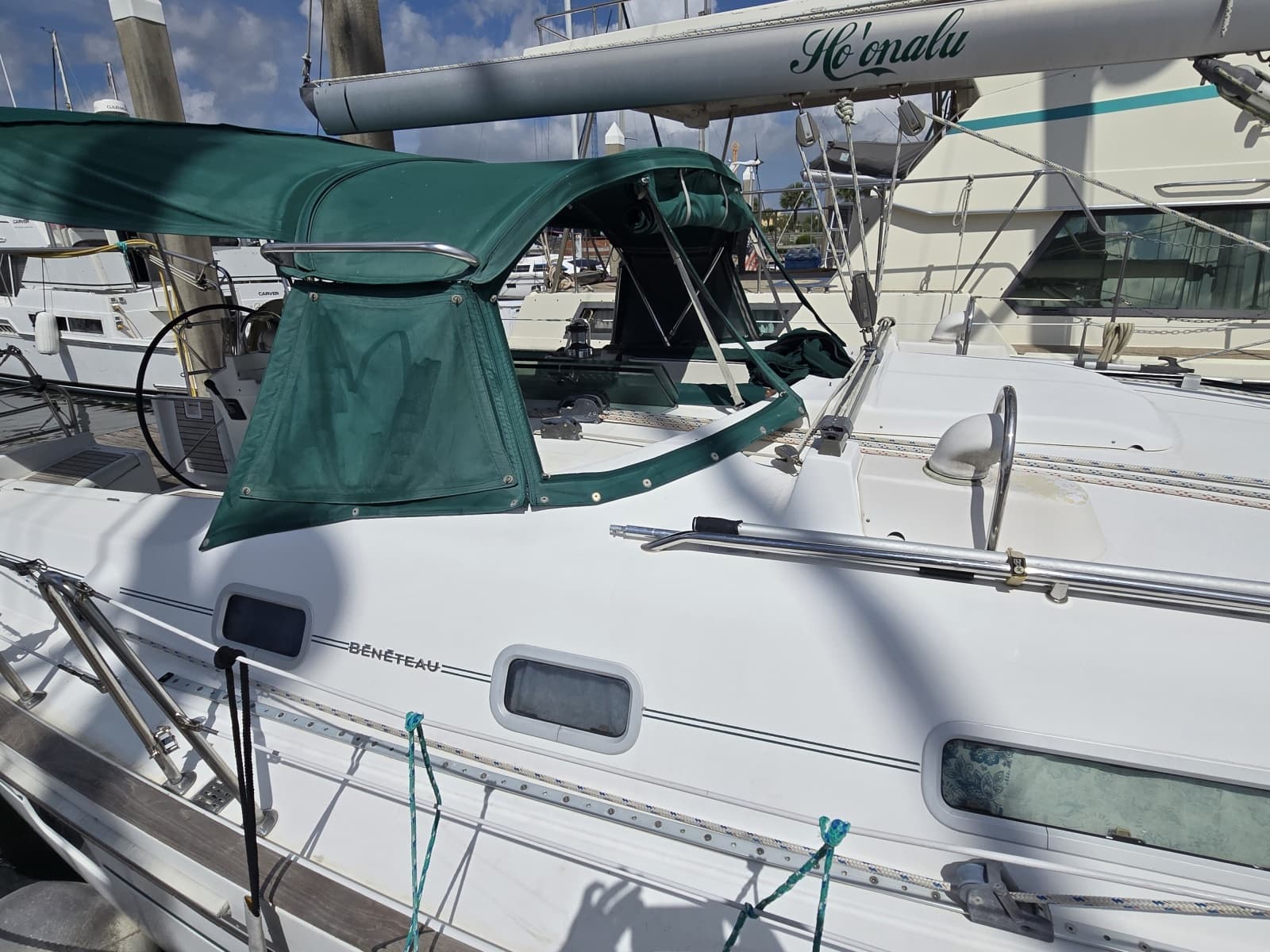 2004 Beneteau 423