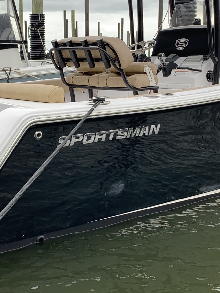 2019 Sportsman Heritage 231 Center Console
