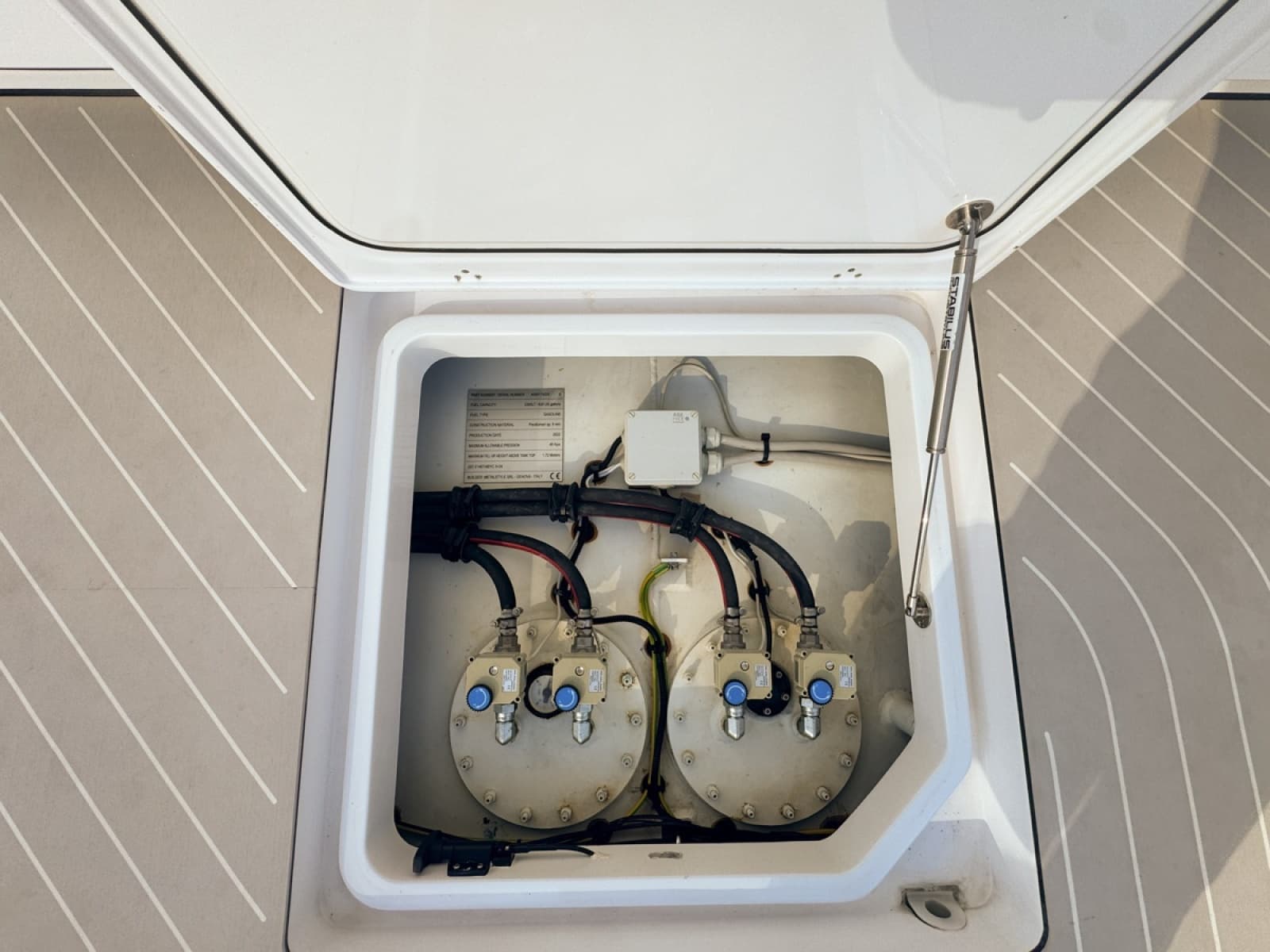 2023 Azimut Verve 47