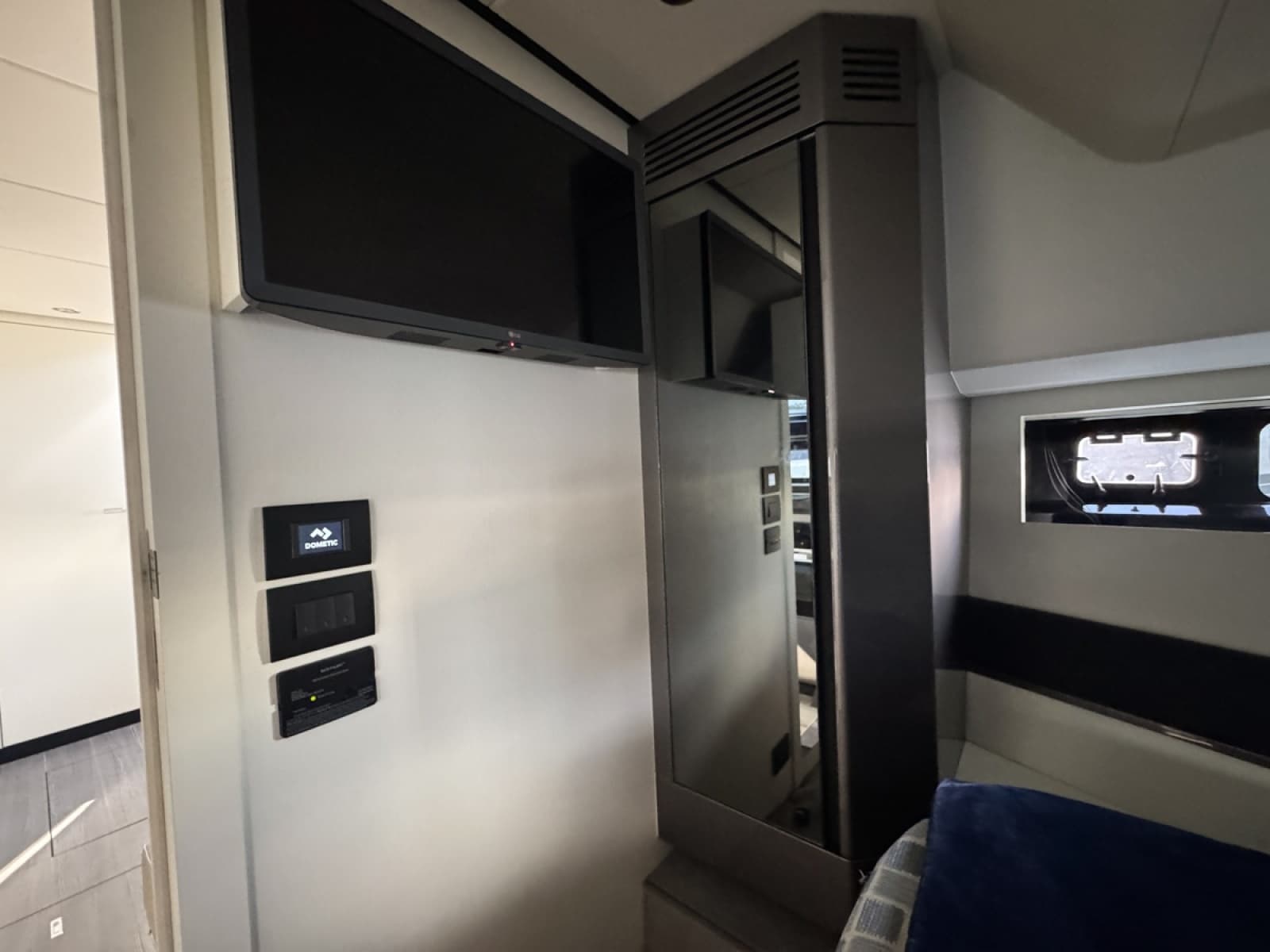 2023 Azimut Verve 47