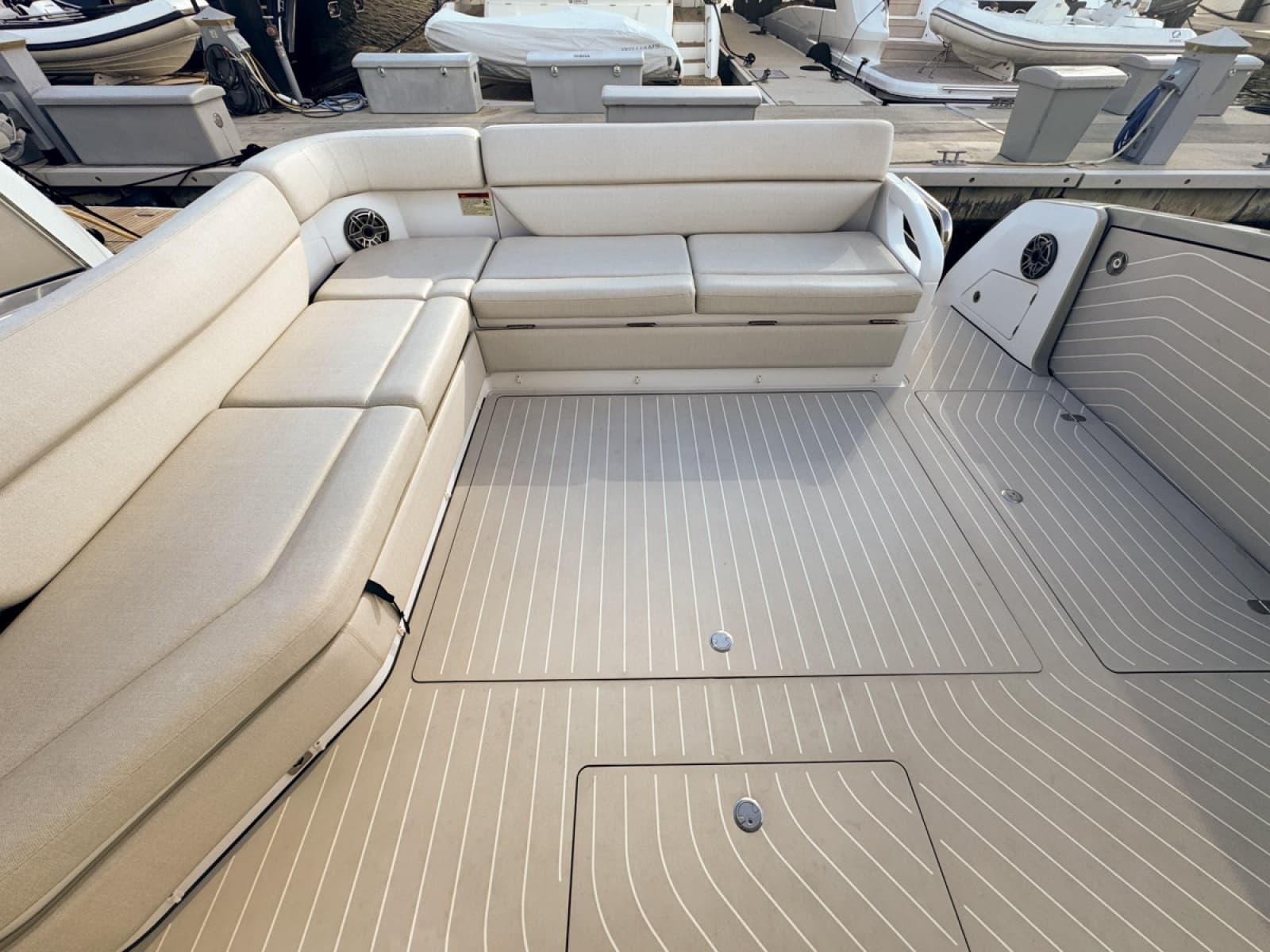 2023 Azimut Verve 47