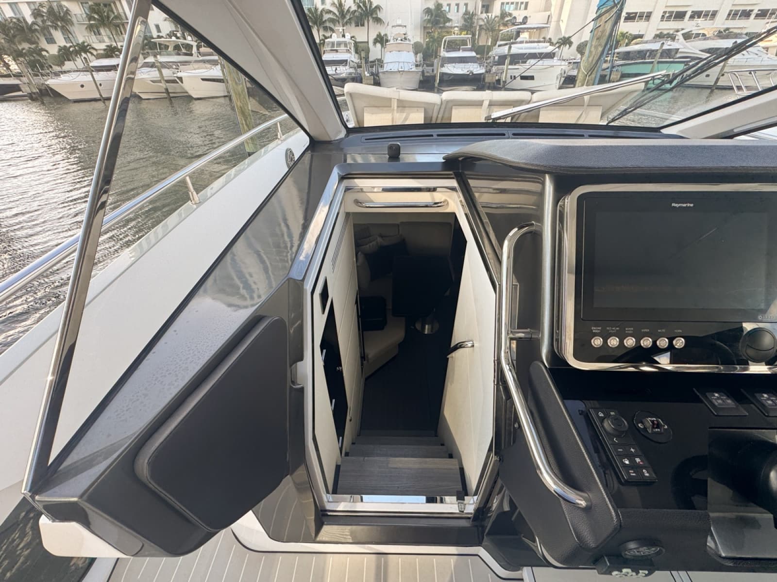 2023 Azimut Verve 47