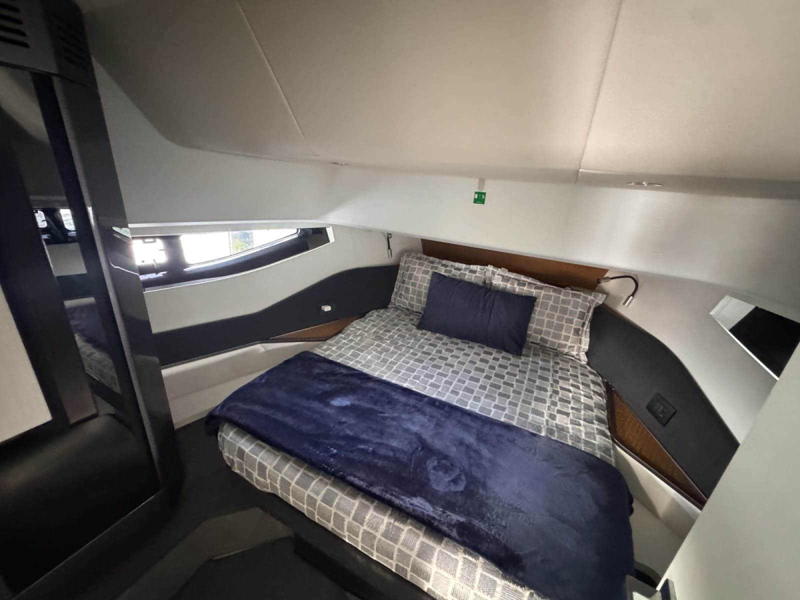 2023 Azimut Verve 47