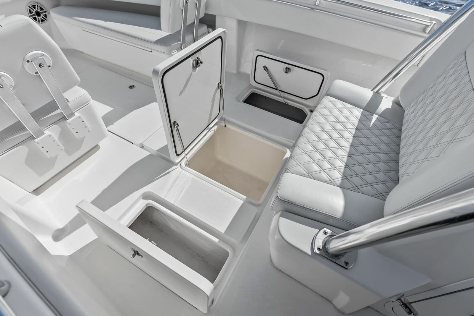 2020 Invincible 33 Open Fisherman