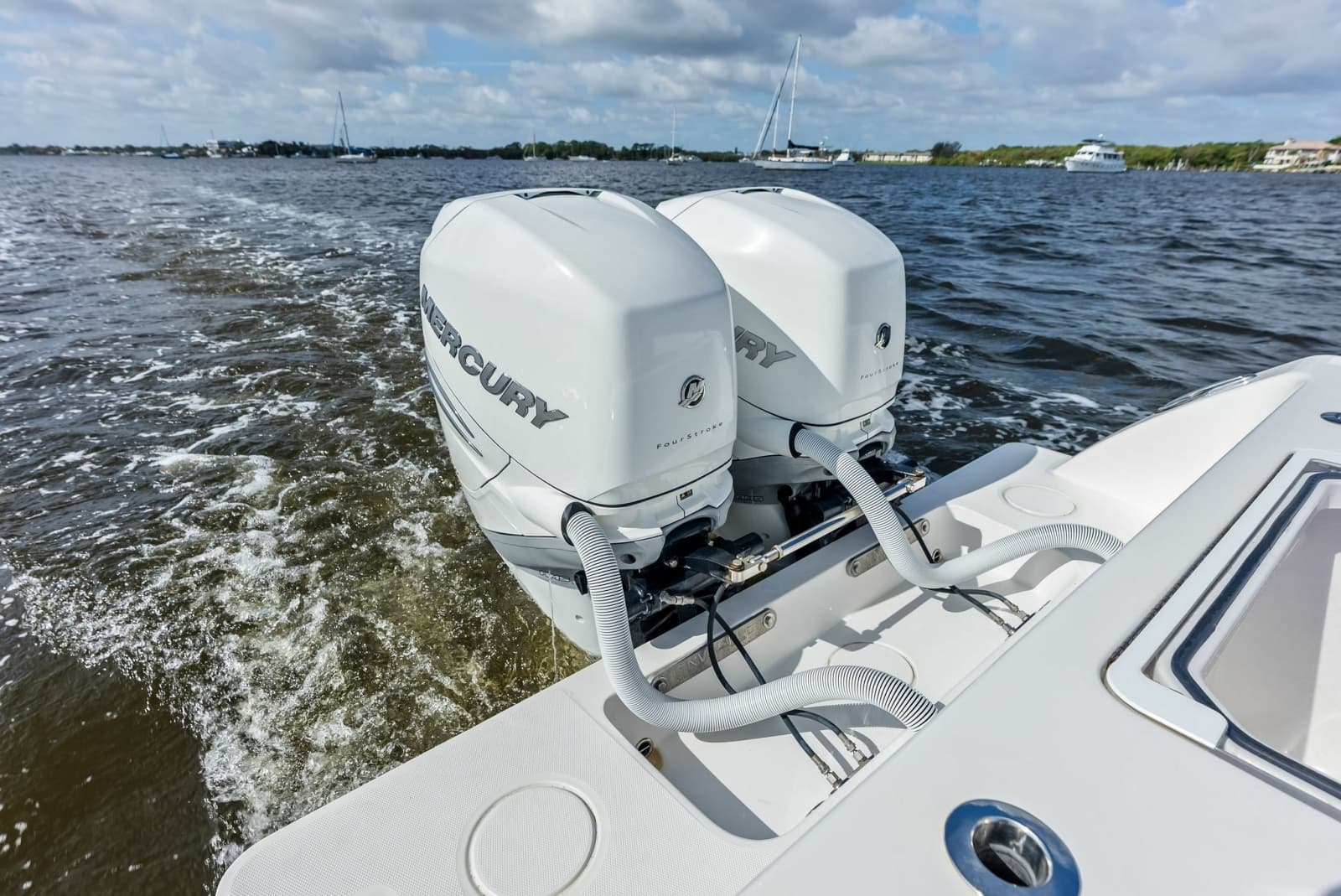 2020 Invincible 33 Open Fisherman