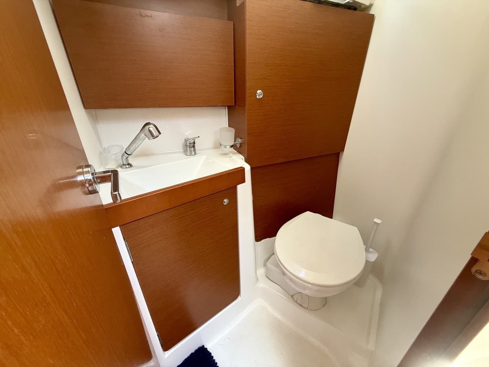 2016 Beneteau 38 - Photo 16
