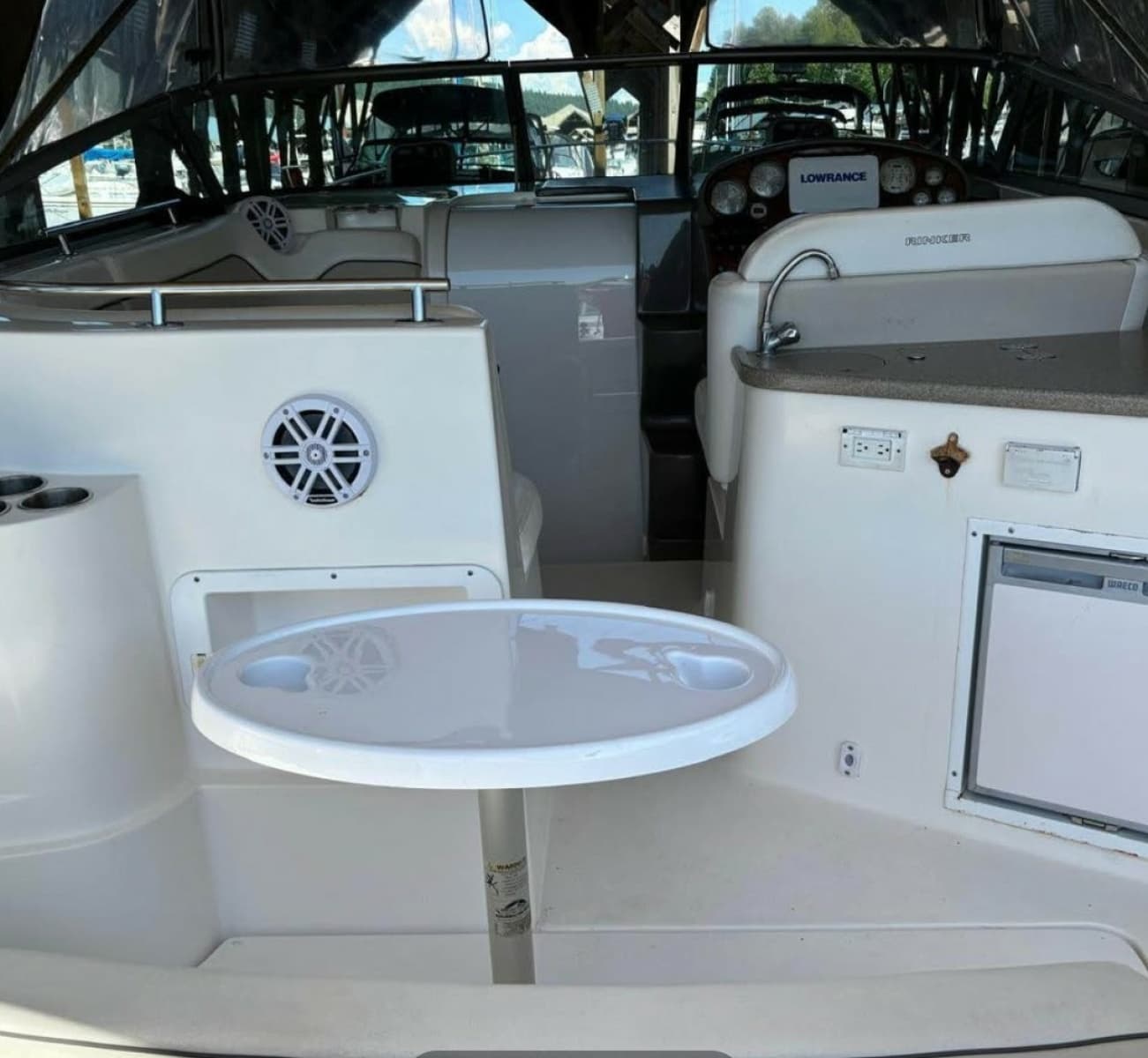 2008 Rinker 300 Express