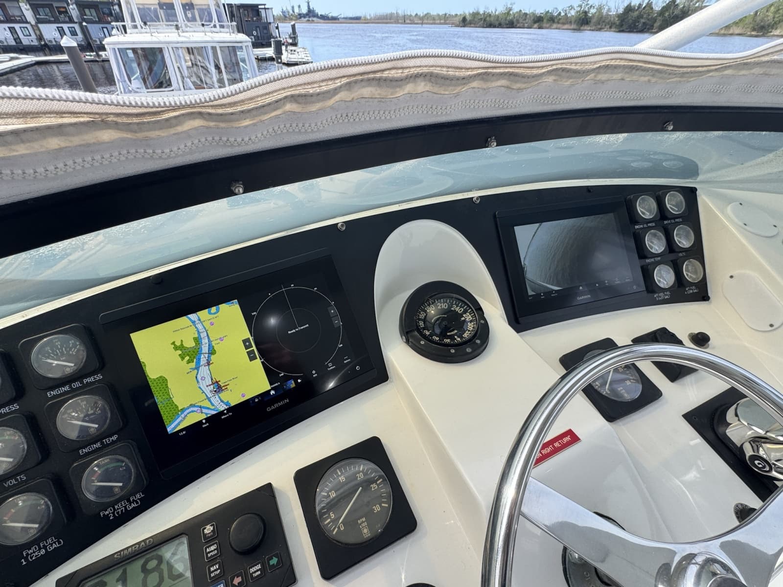 Flybridge Helm & Navigation