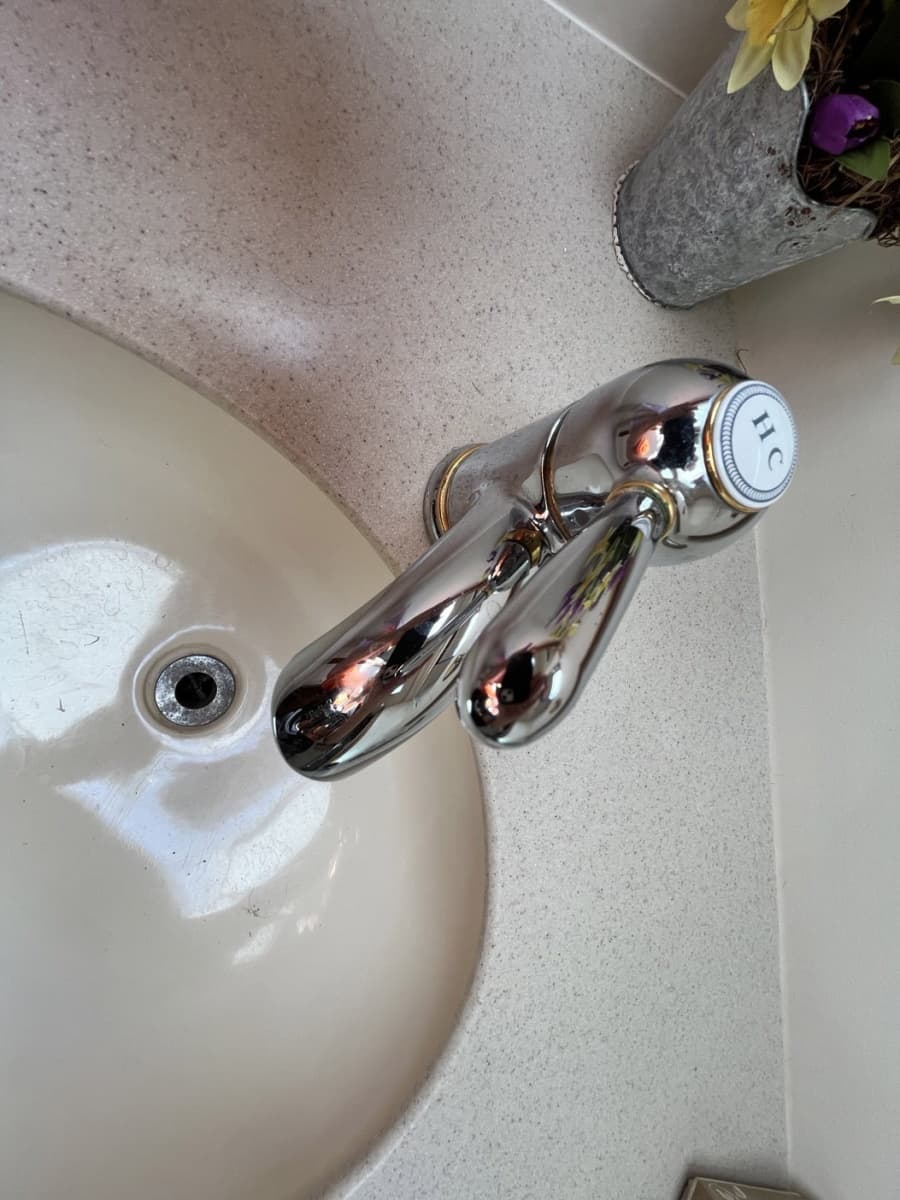 2003 Luhrs 40 Convertible