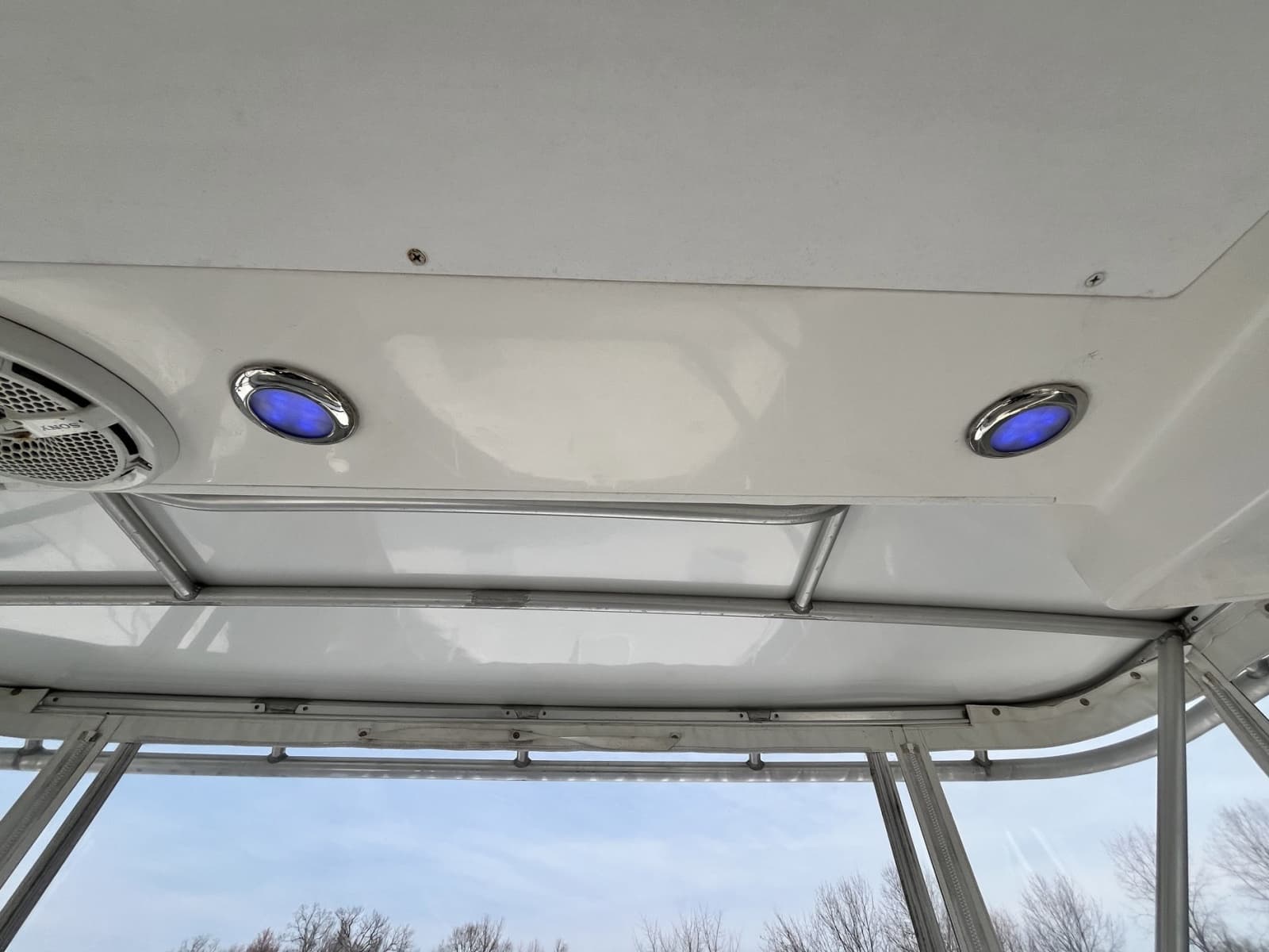 2003 Luhrs 40 Convertible