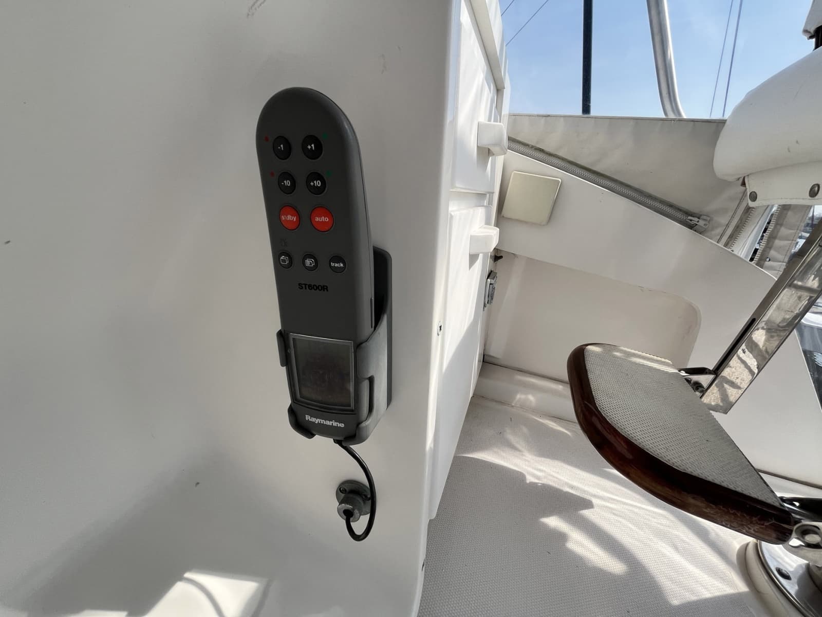 2003 Luhrs 40 Convertible