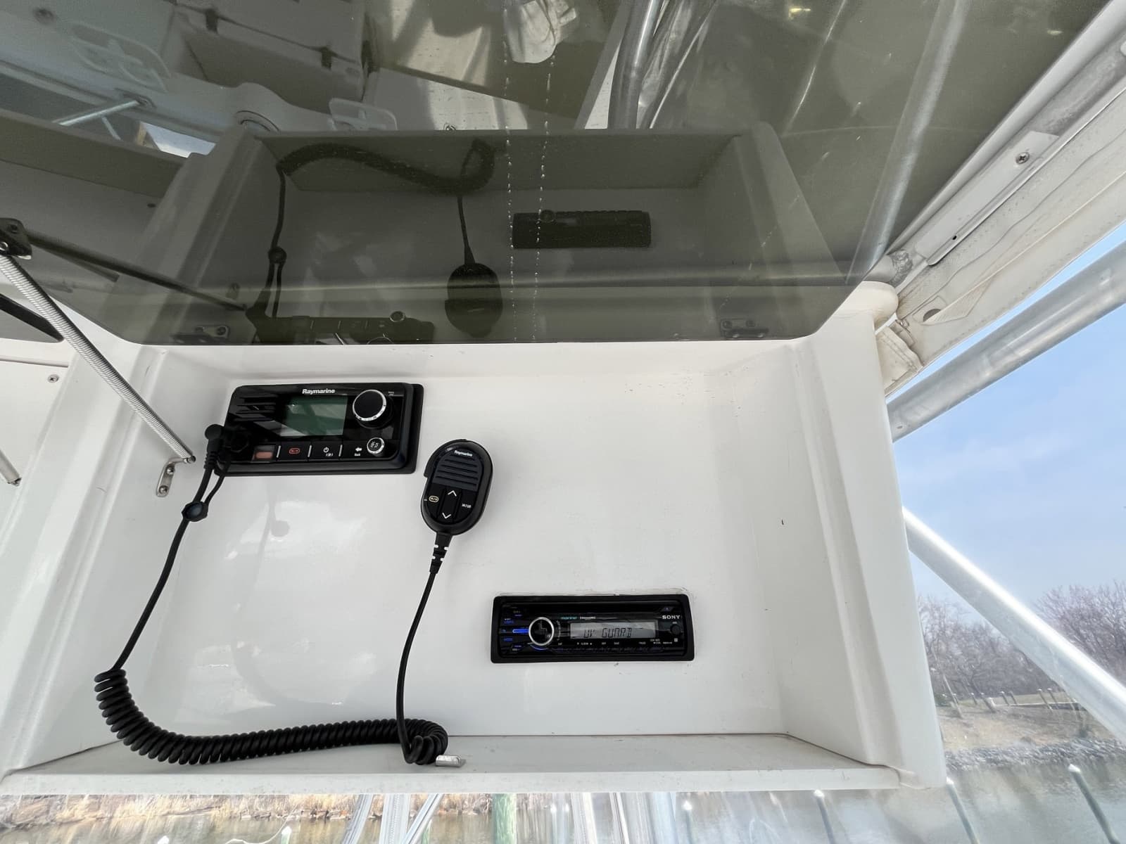 2003 Luhrs 40 Convertible