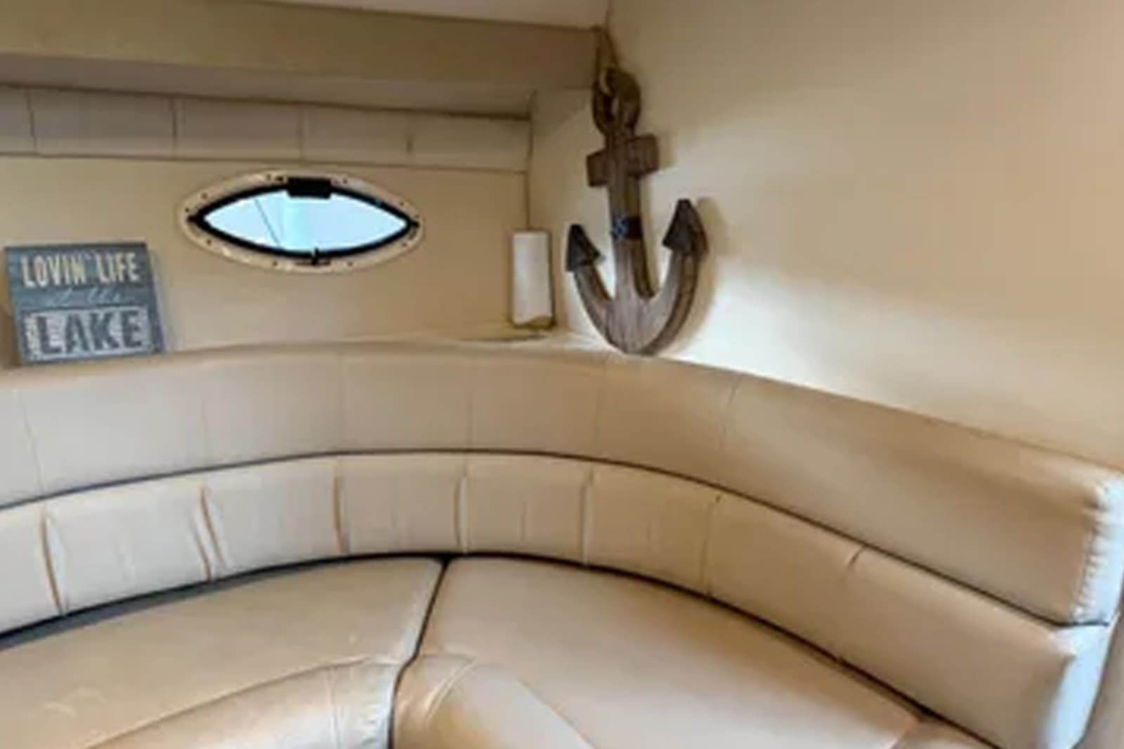 2001 Monterey 322 Cruiser