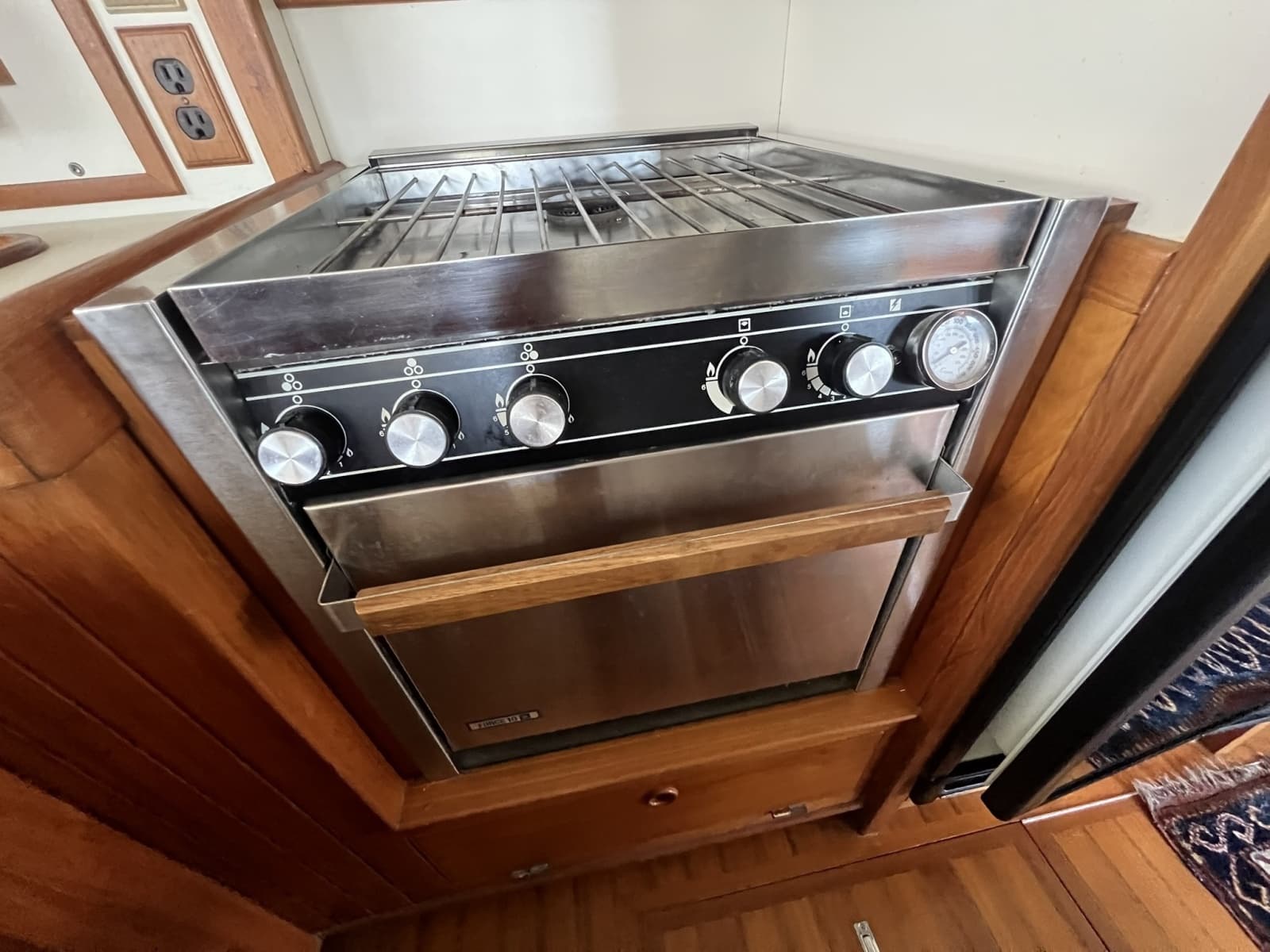 1989 Hans Christian Independence 45