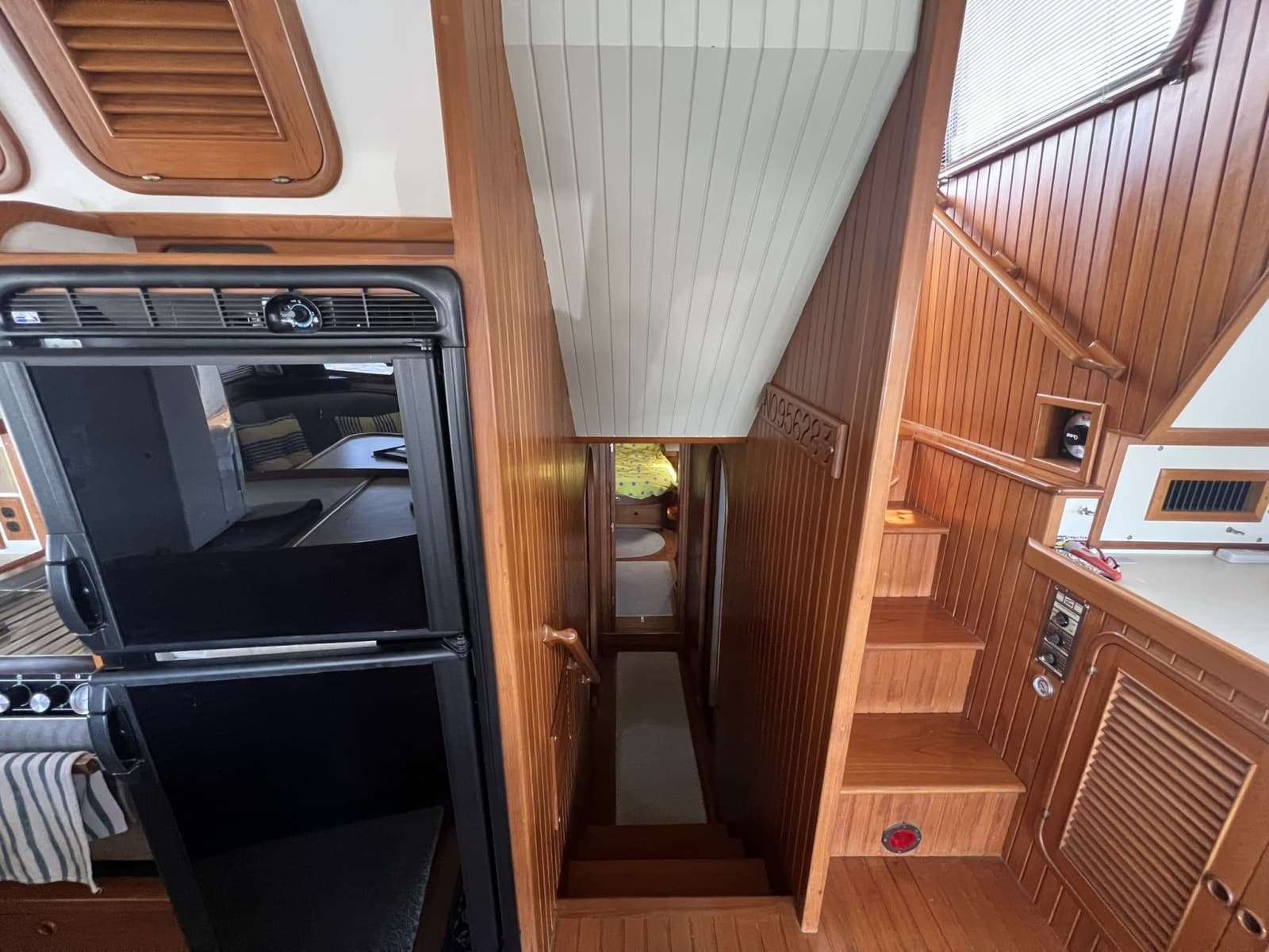 1989 Hans Christian Independence 45