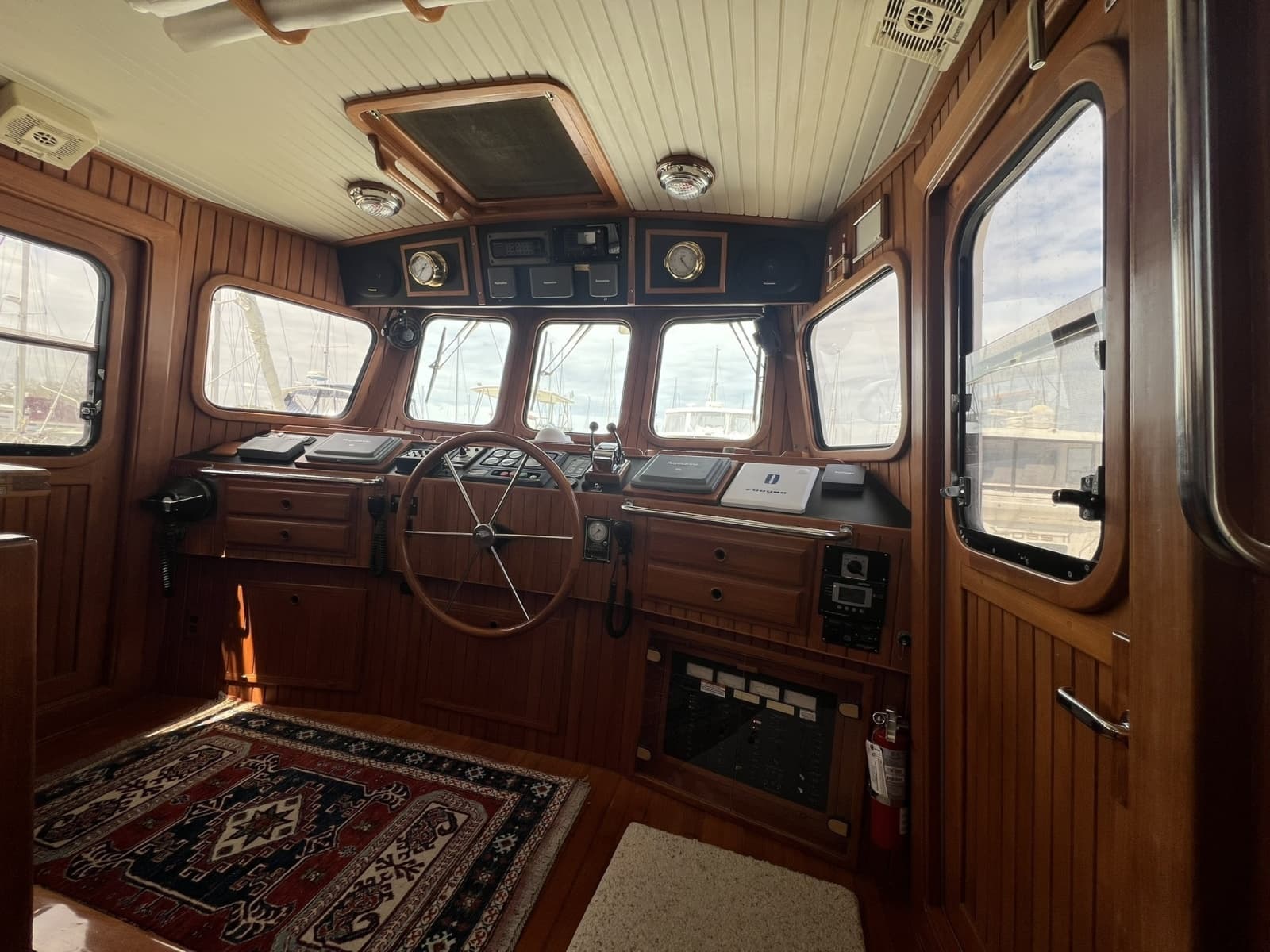 1989 Hans Christian Independence 45